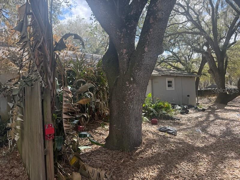 Image 14 of 19 For 415 Garrett Ridge Court