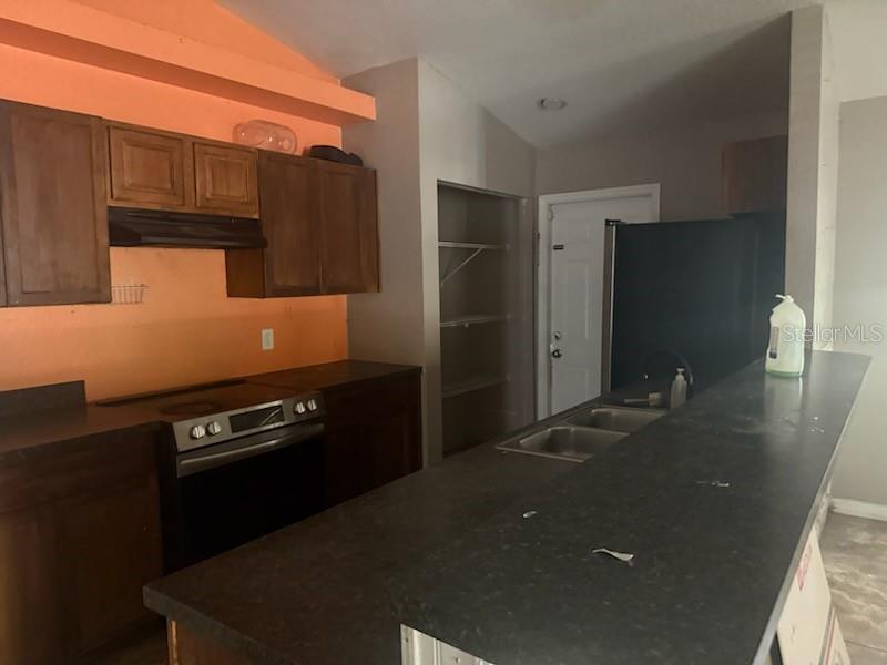 Image 5 of 19 For 415 Garrett Ridge Court