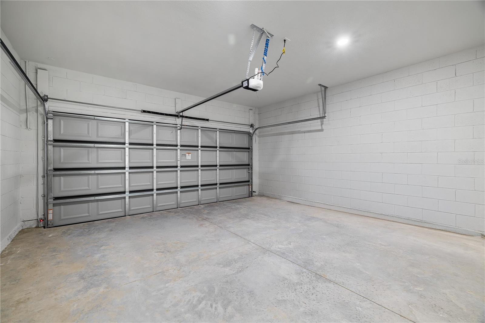 Image 21 of 23 For 11054 Academy Drive