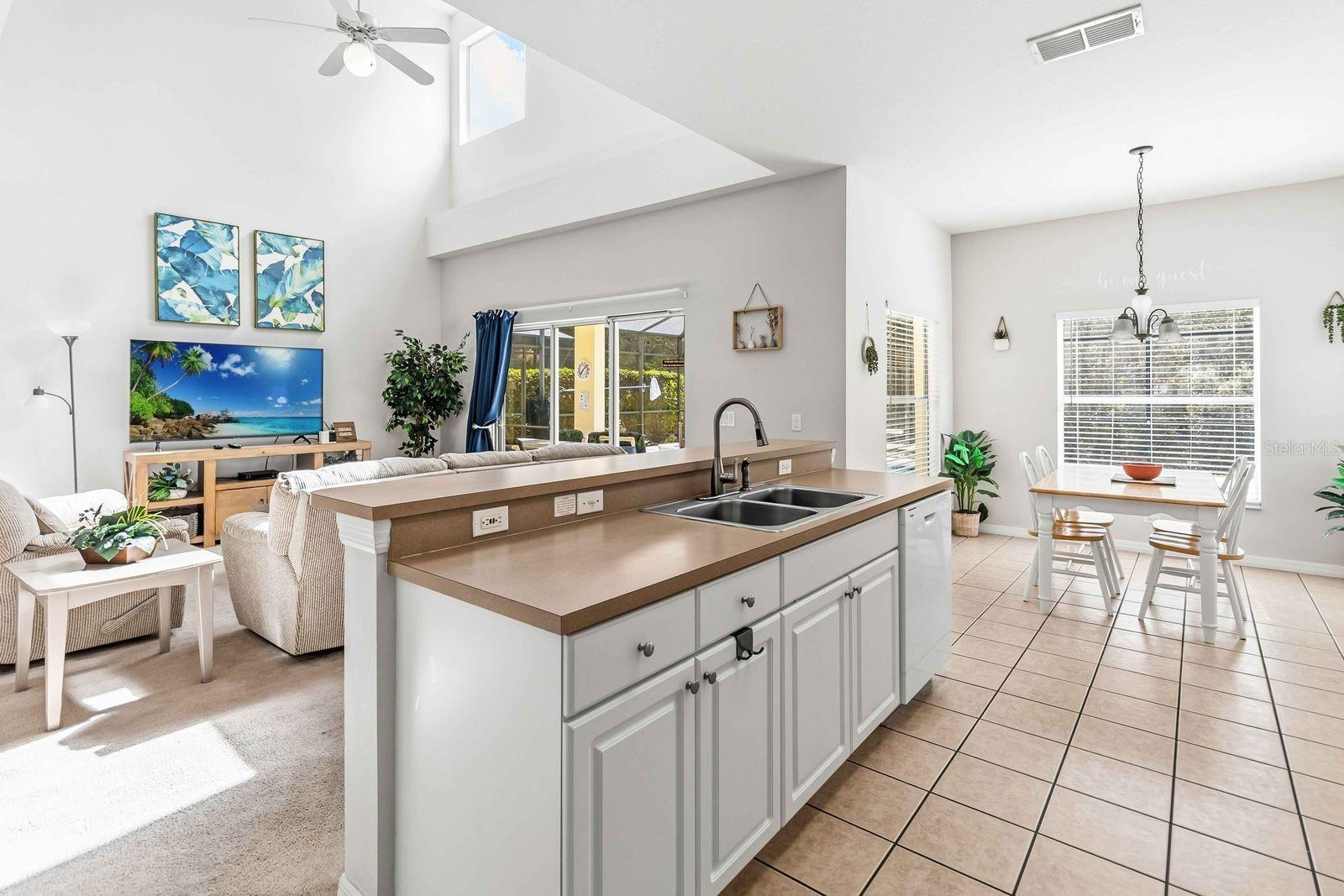 Image 21 of 64 For 4678 Cumbrian Lakes Drive