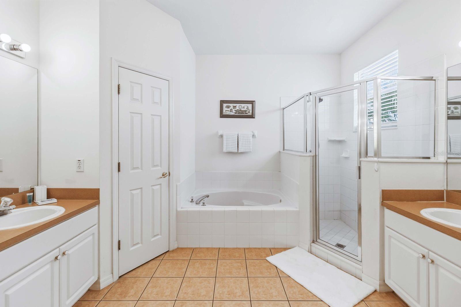 Image 27 of 64 For 4678 Cumbrian Lakes Drive