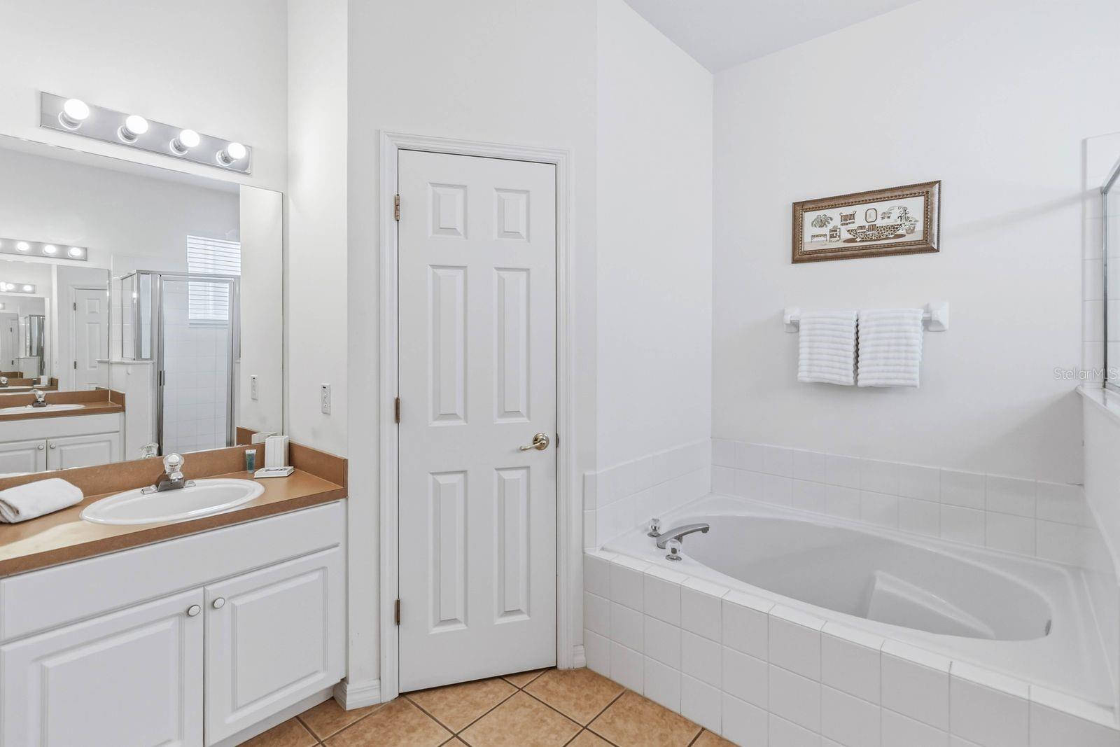 Image 29 of 64 For 4678 Cumbrian Lakes Drive