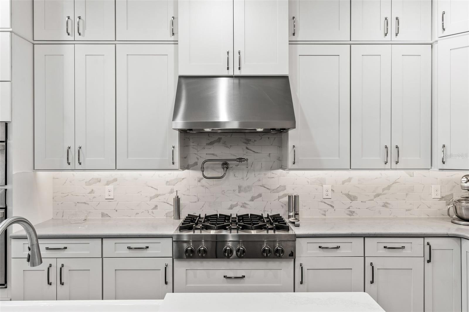 Image 10 of 73 For 10588 Royal Cypress Way