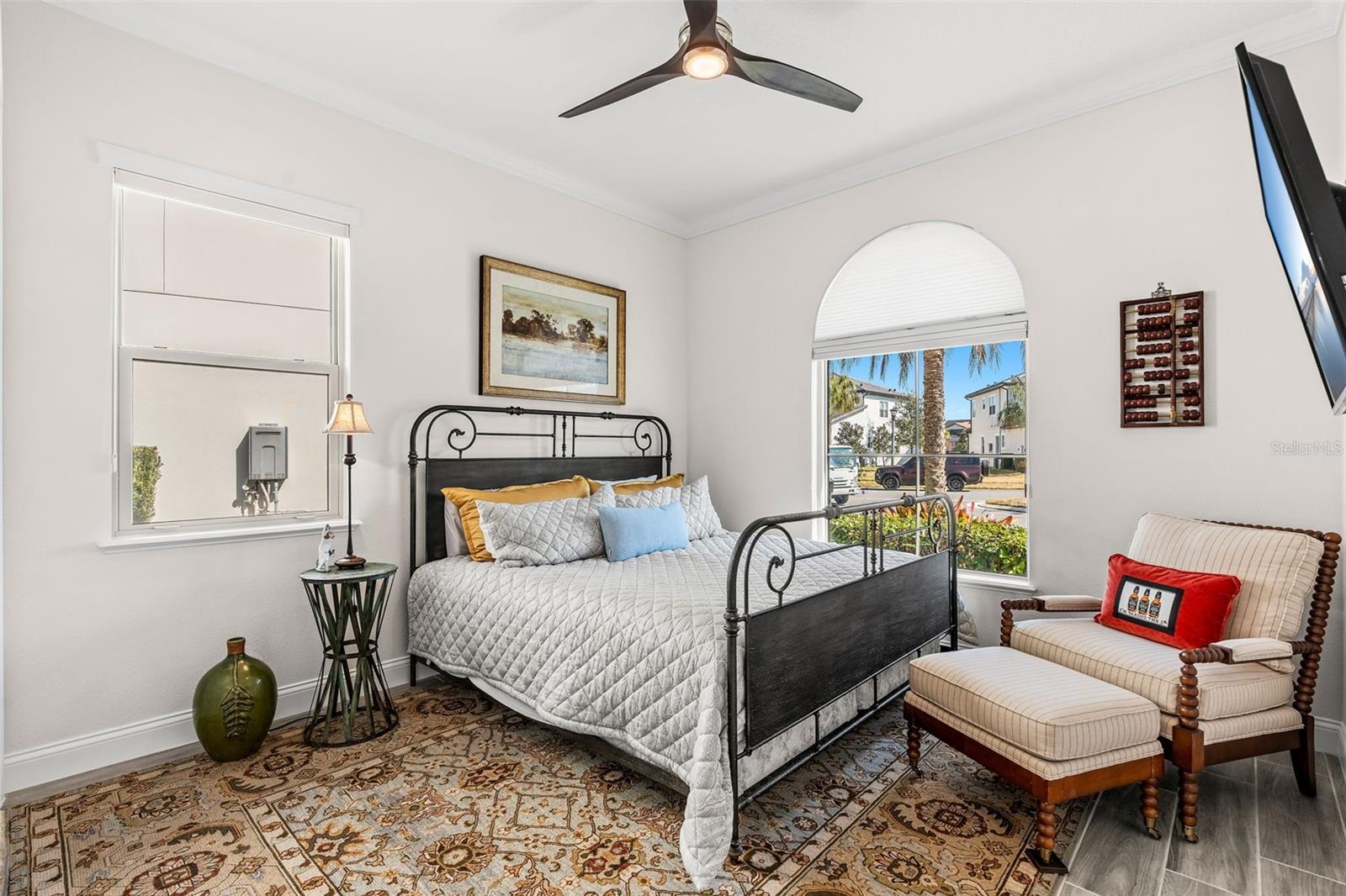 Image 28 of 73 For 10588 Royal Cypress Way