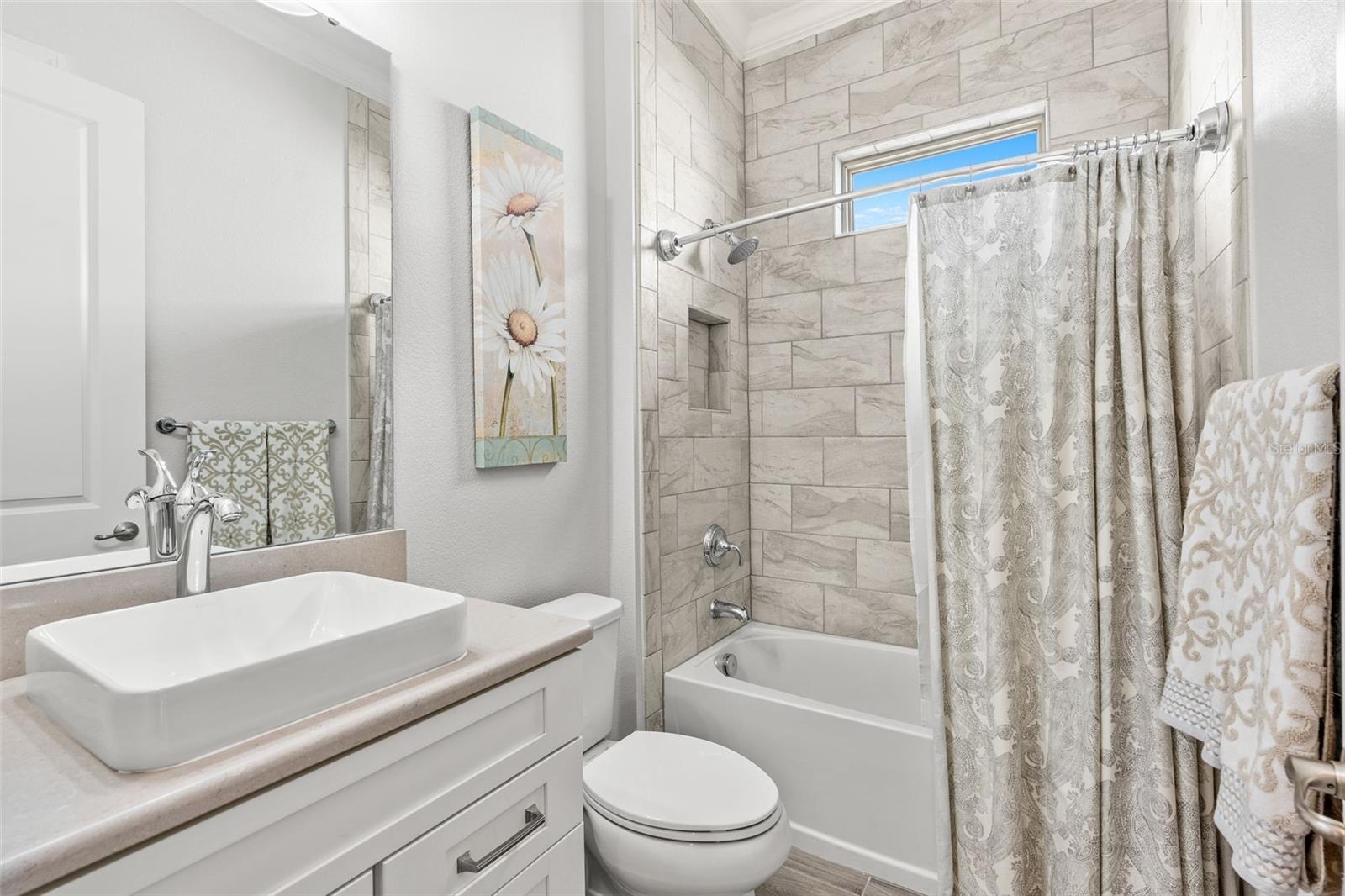 Image 33 of 73 For 10588 Royal Cypress Way