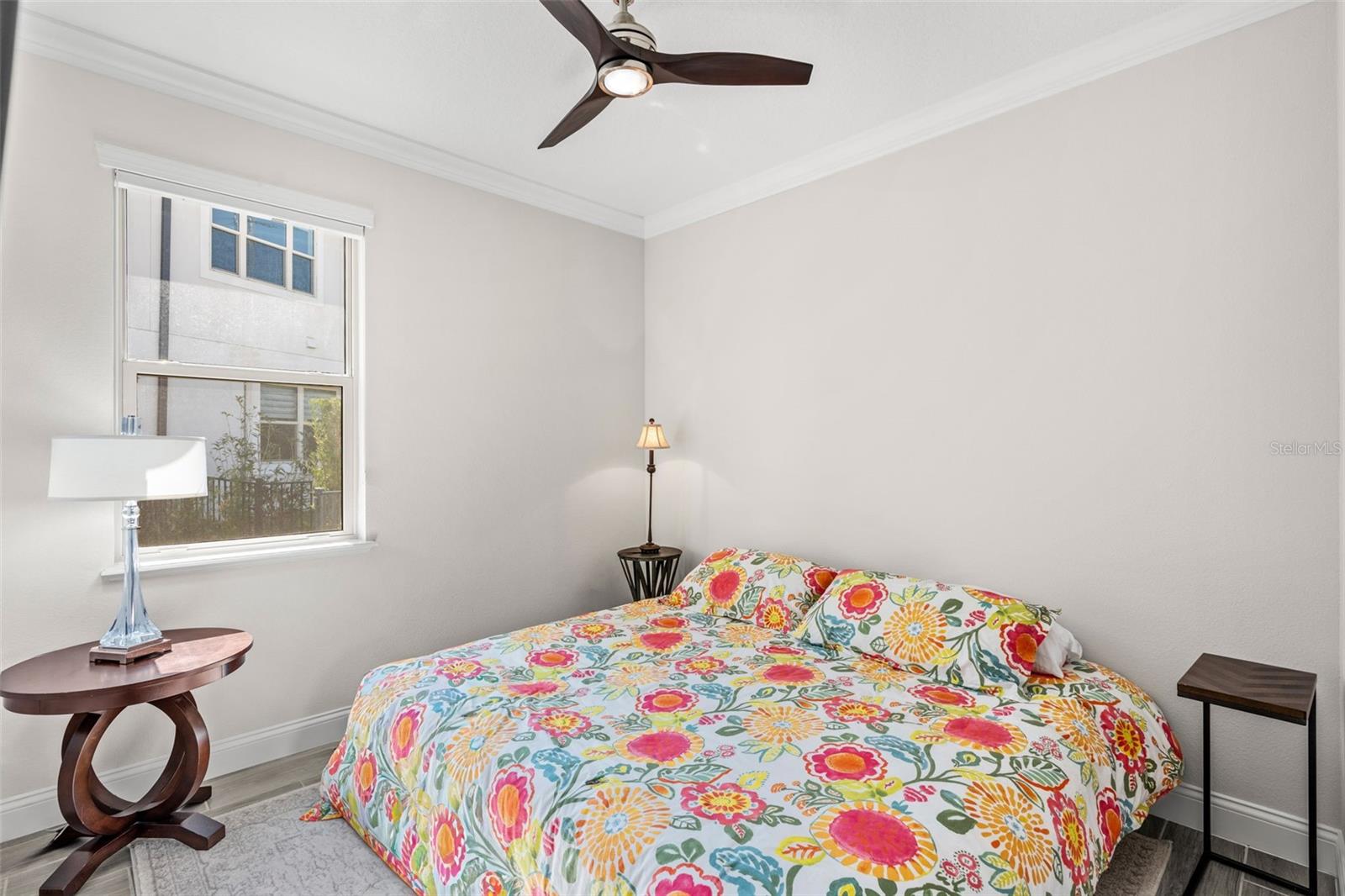 Image 34 of 73 For 10588 Royal Cypress Way