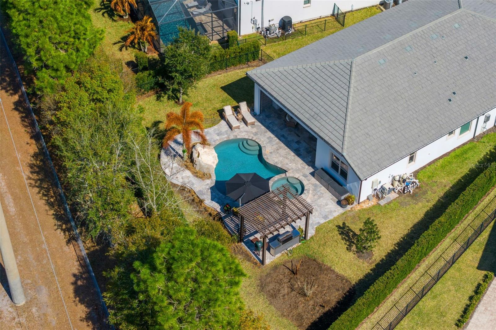 Image 53 of 73 For 10588 Royal Cypress Way