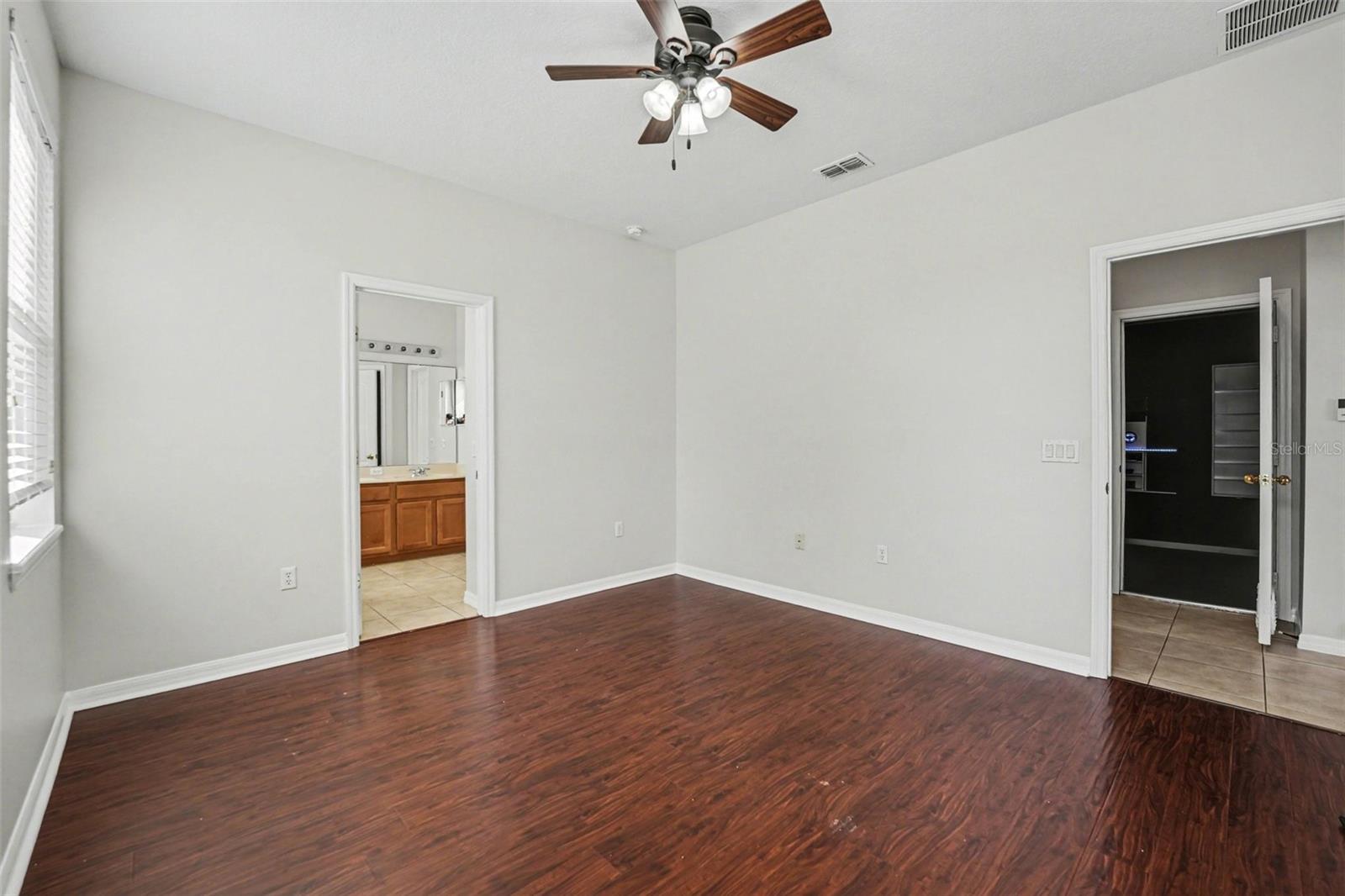 Image 15 of 27 For 3120 Stonington Run