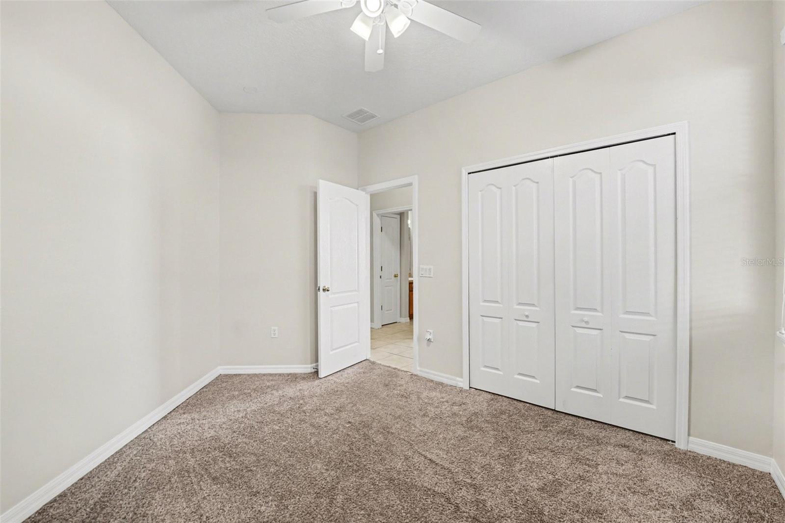 Image 21 of 27 For 3120 Stonington Run