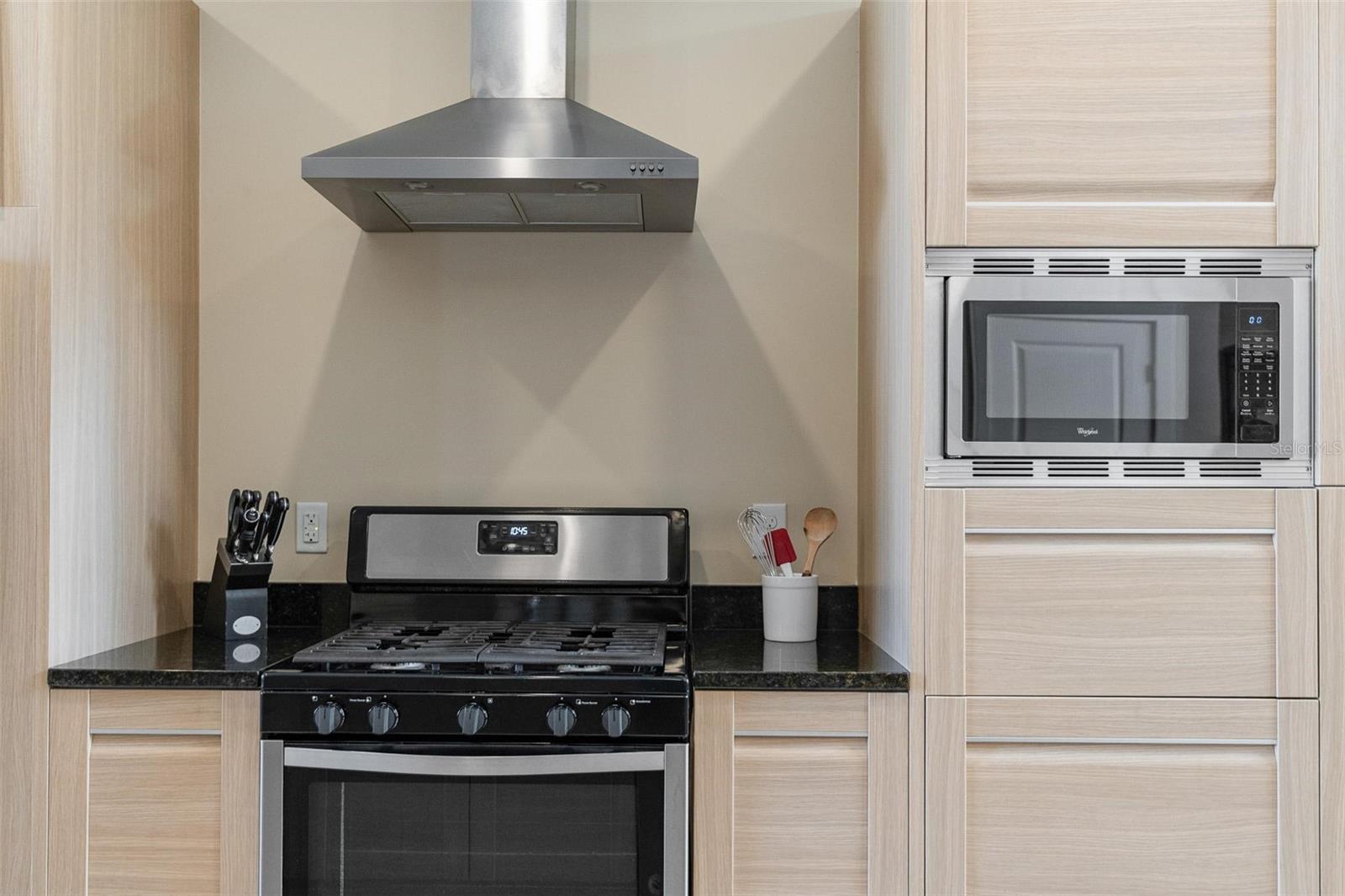 Image 41 of 57 For 3171 Brasilia Avenue
