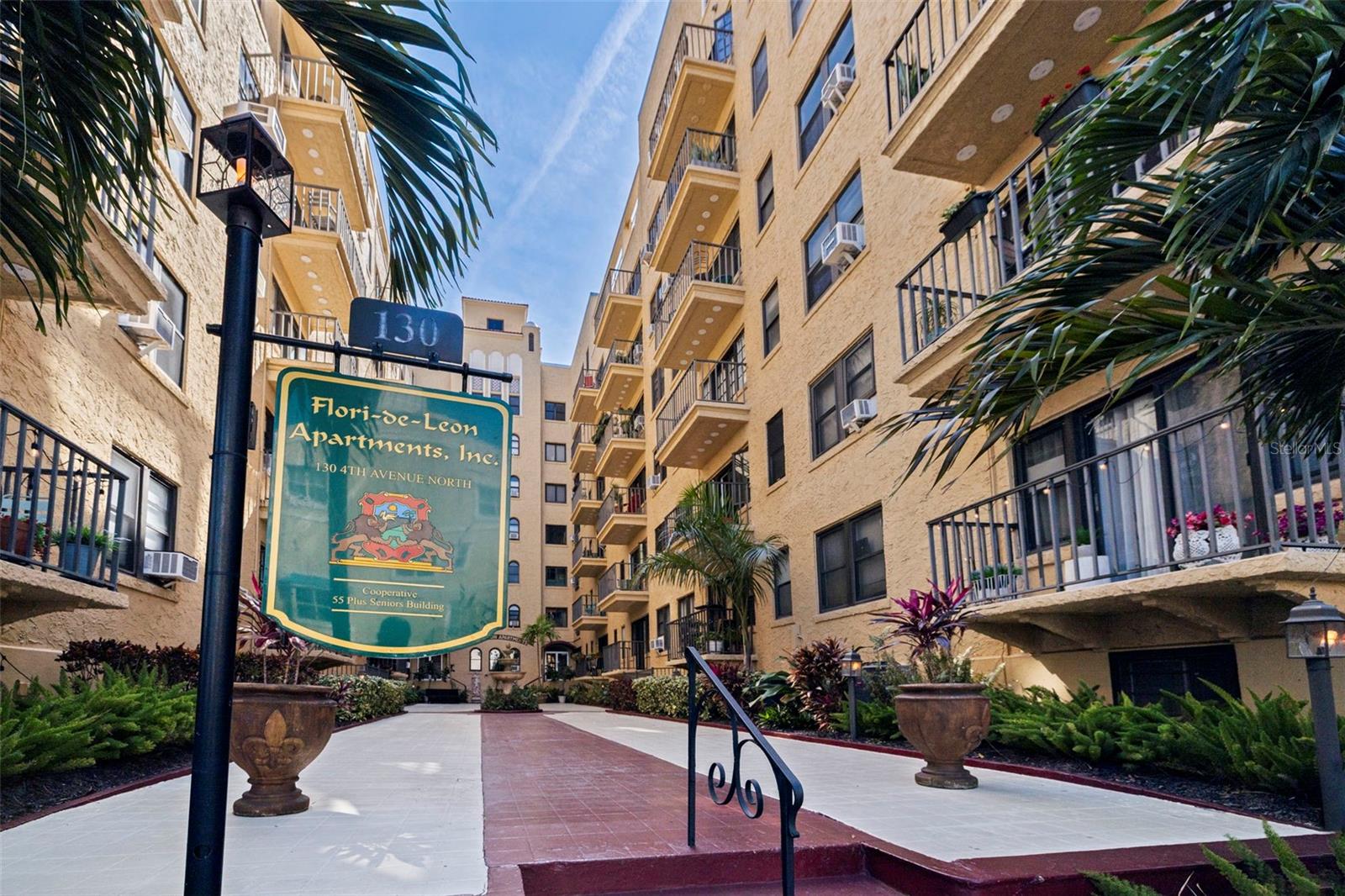 Image 2 of 49 For 130 4th Avenue N 602