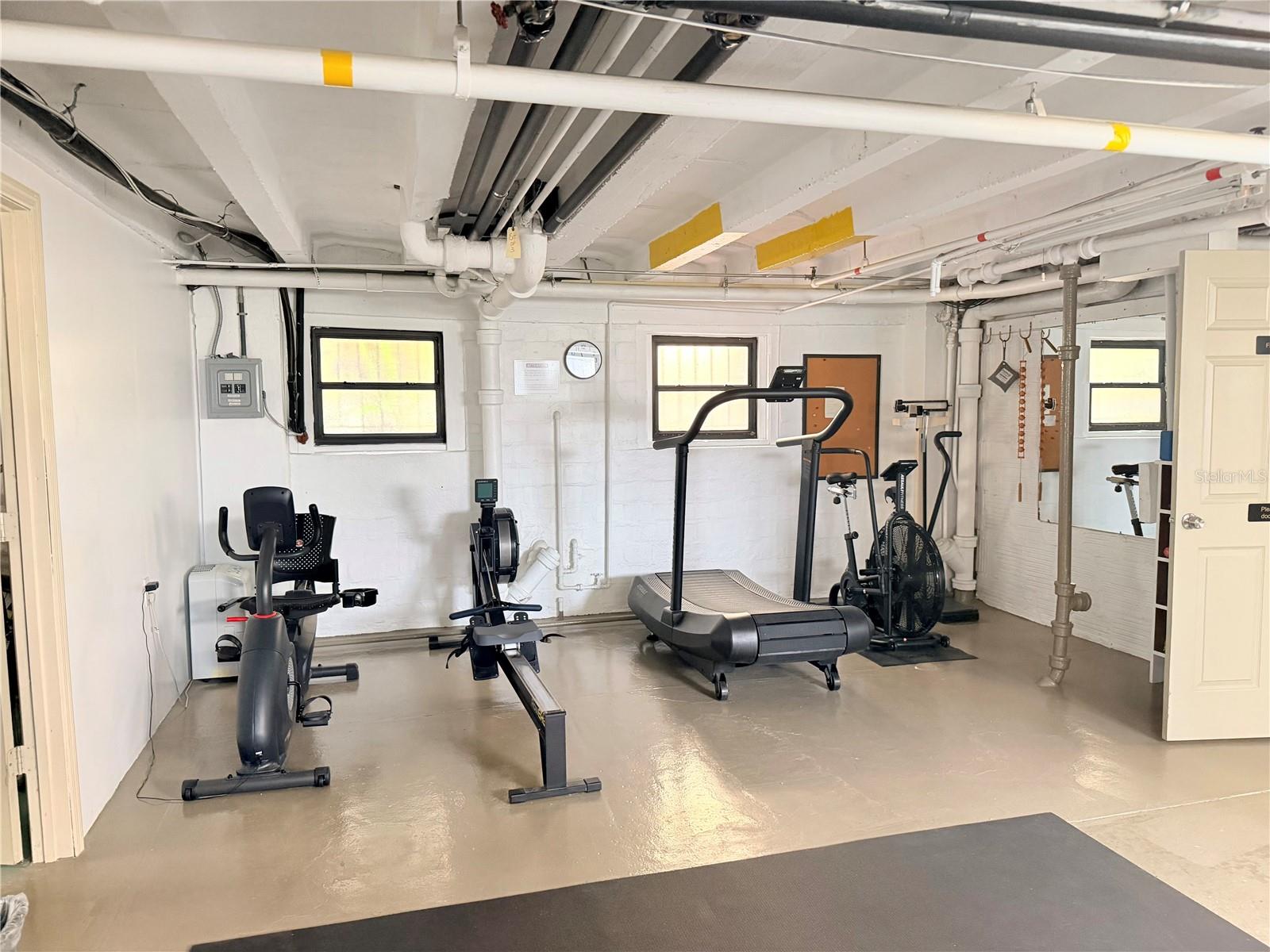 Image 39 of 49 For 130 4th Avenue N 602