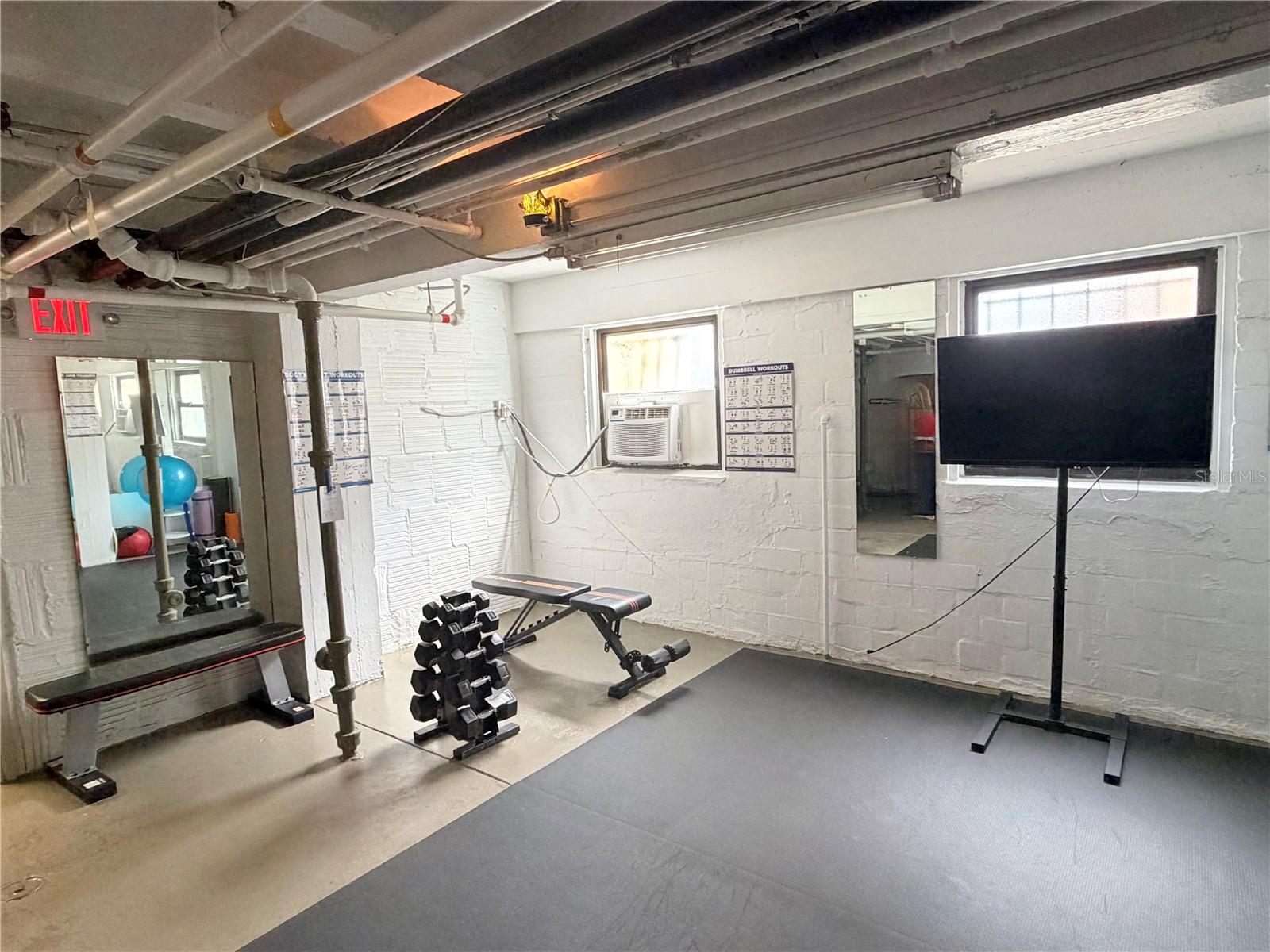 Image 40 of 49 For 130 4th Avenue N 602