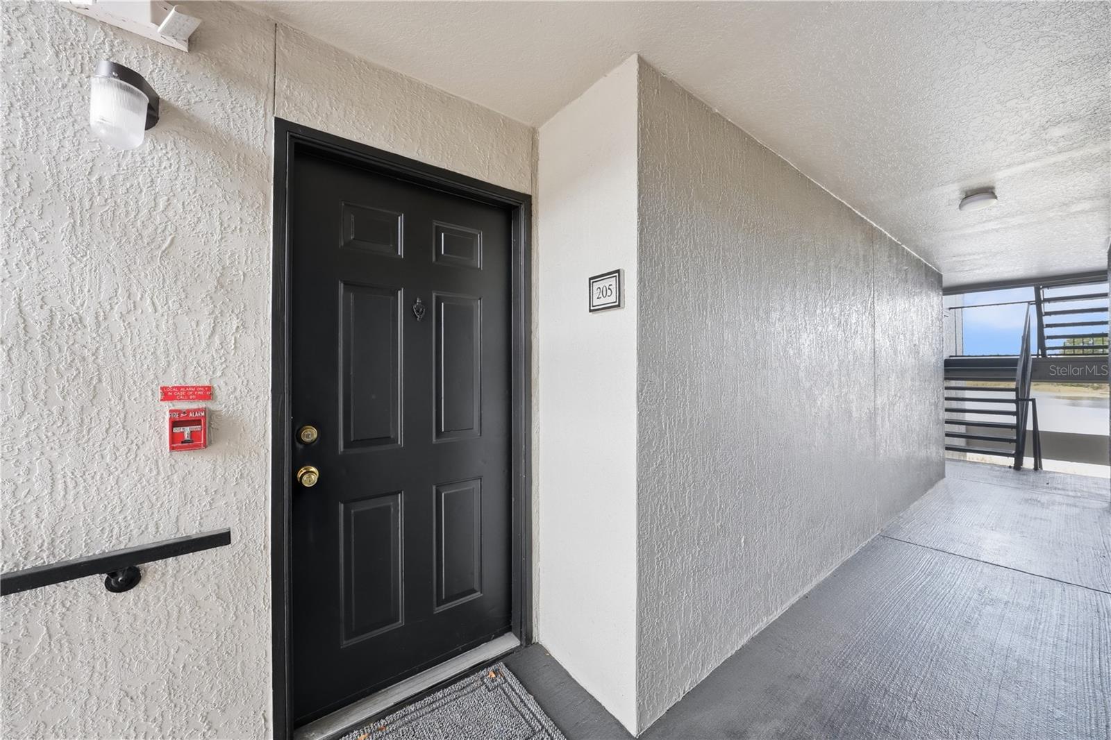 Image 4 of 28 For 8939 Latrec Ave  1205