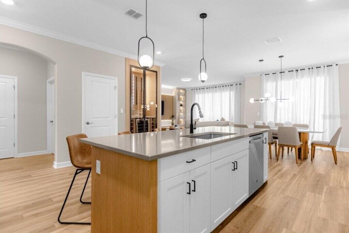 Image 11 of 85 For 9039 Play Through Drive