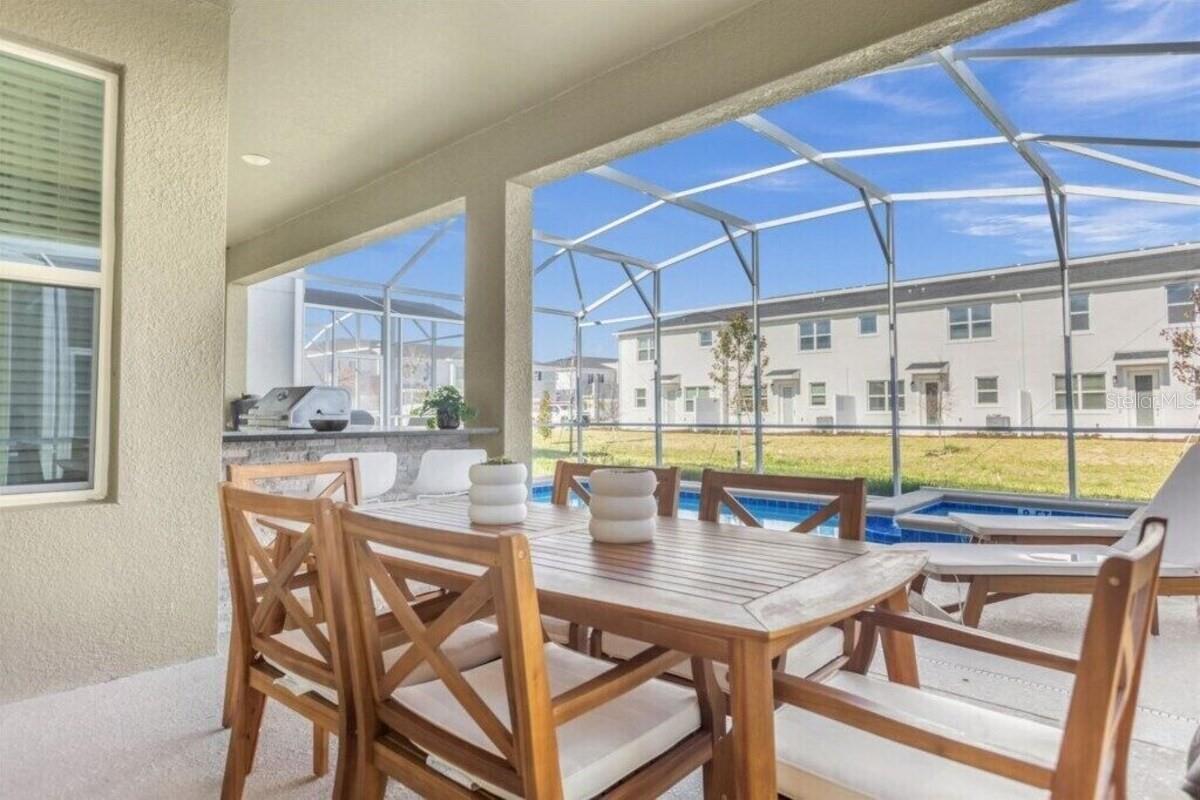 Image 14 of 85 For 9039 Play Through Drive