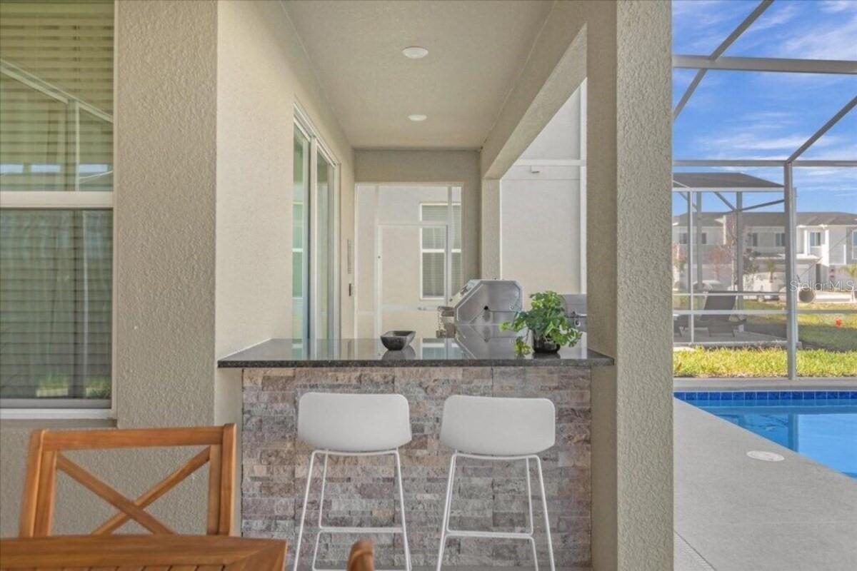 Image 16 of 85 For 9039 Play Through Drive