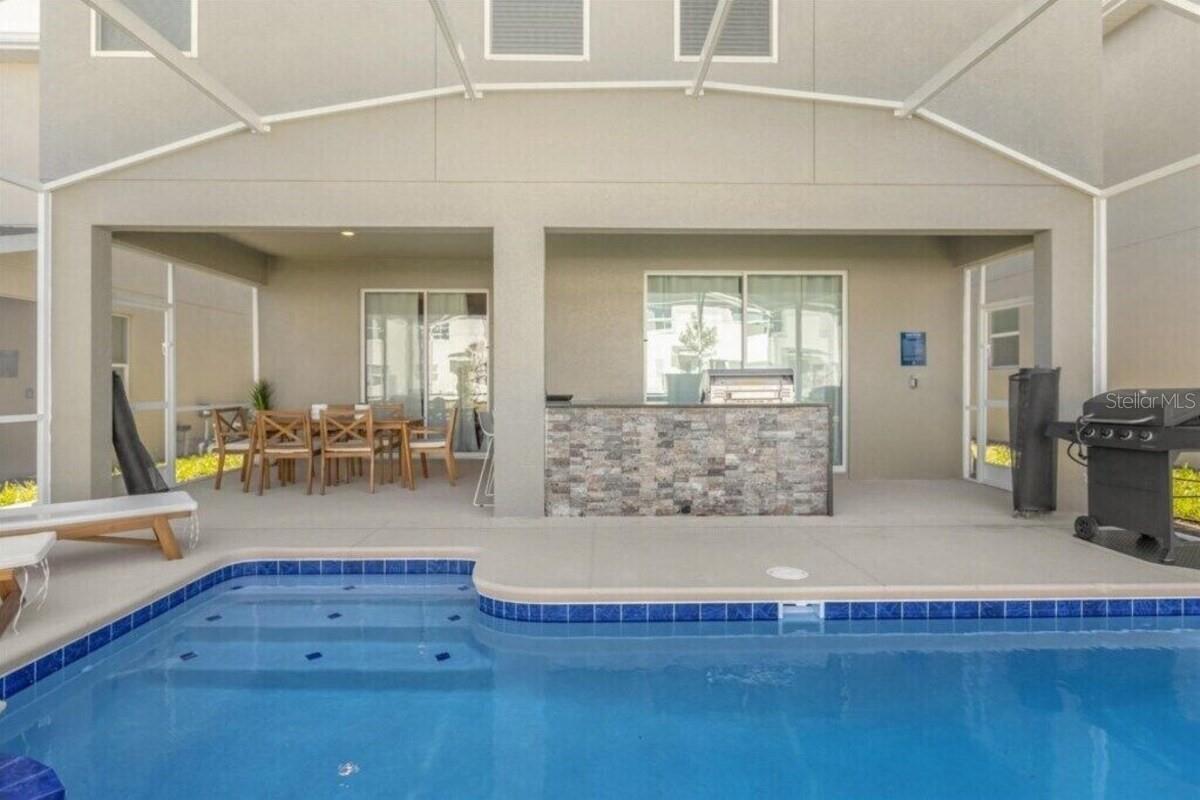 Image 17 of 85 For 9039 Play Through Drive