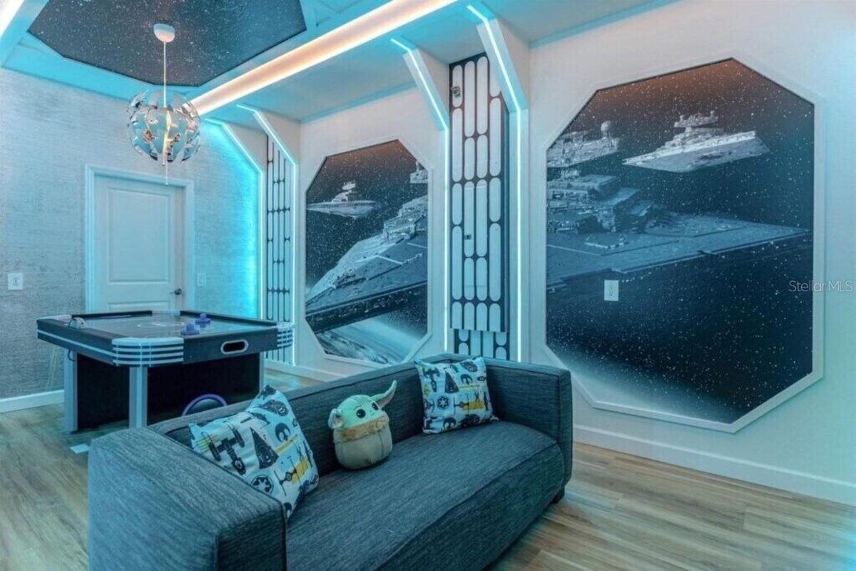 Image 22 of 85 For 9039 Play Through Drive