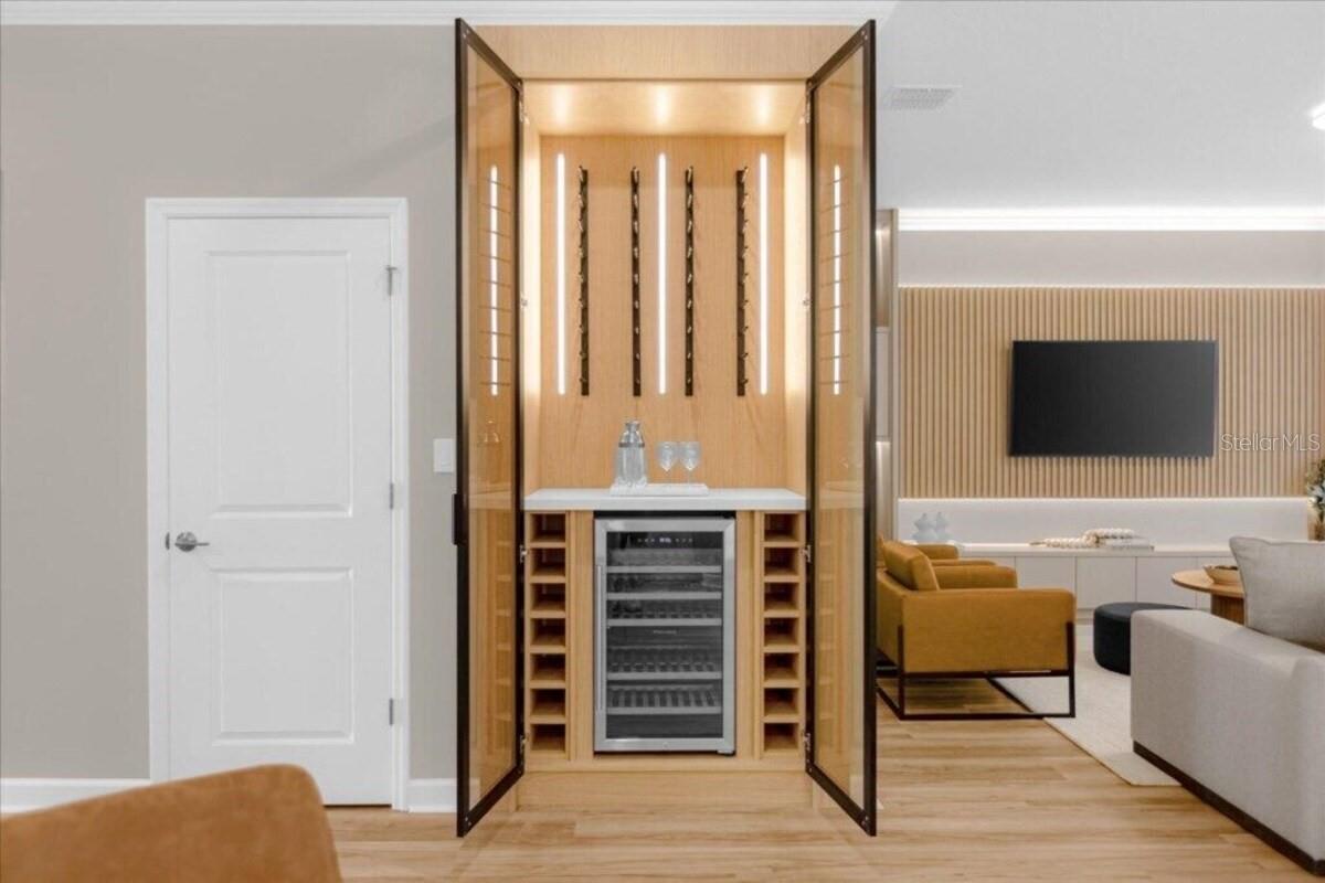 Image 4 of 85 For 9039 Play Through Drive