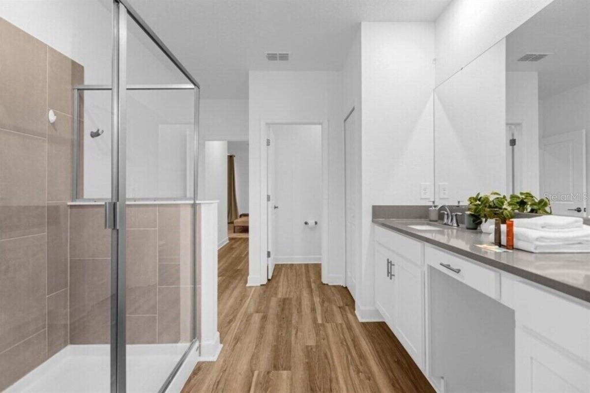 Image 47 of 85 For 9039 Play Through Drive