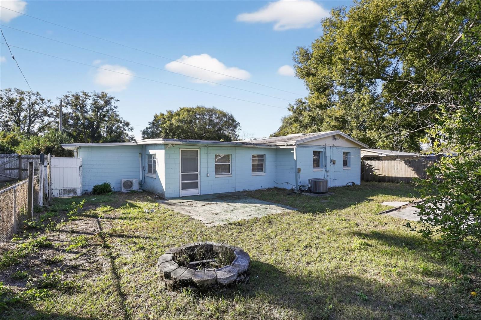 Image 26 of 28 For 724 Oaklando Drive