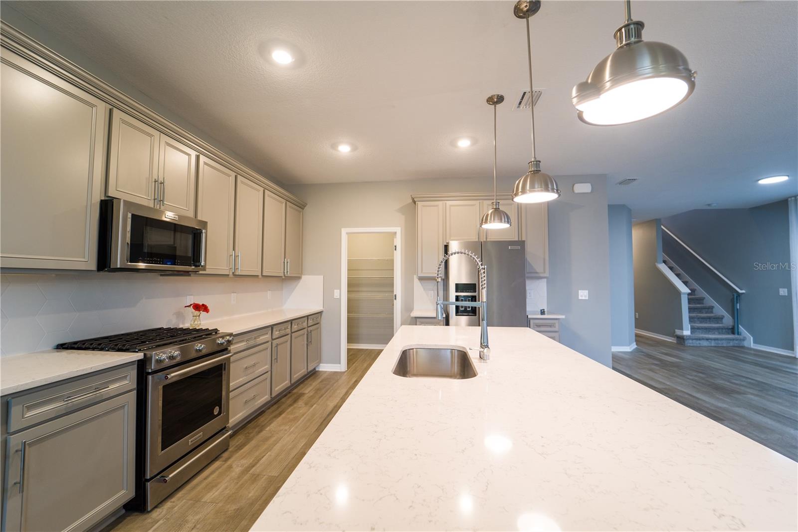 Image 10 of 48 For 8368 Fenton Street