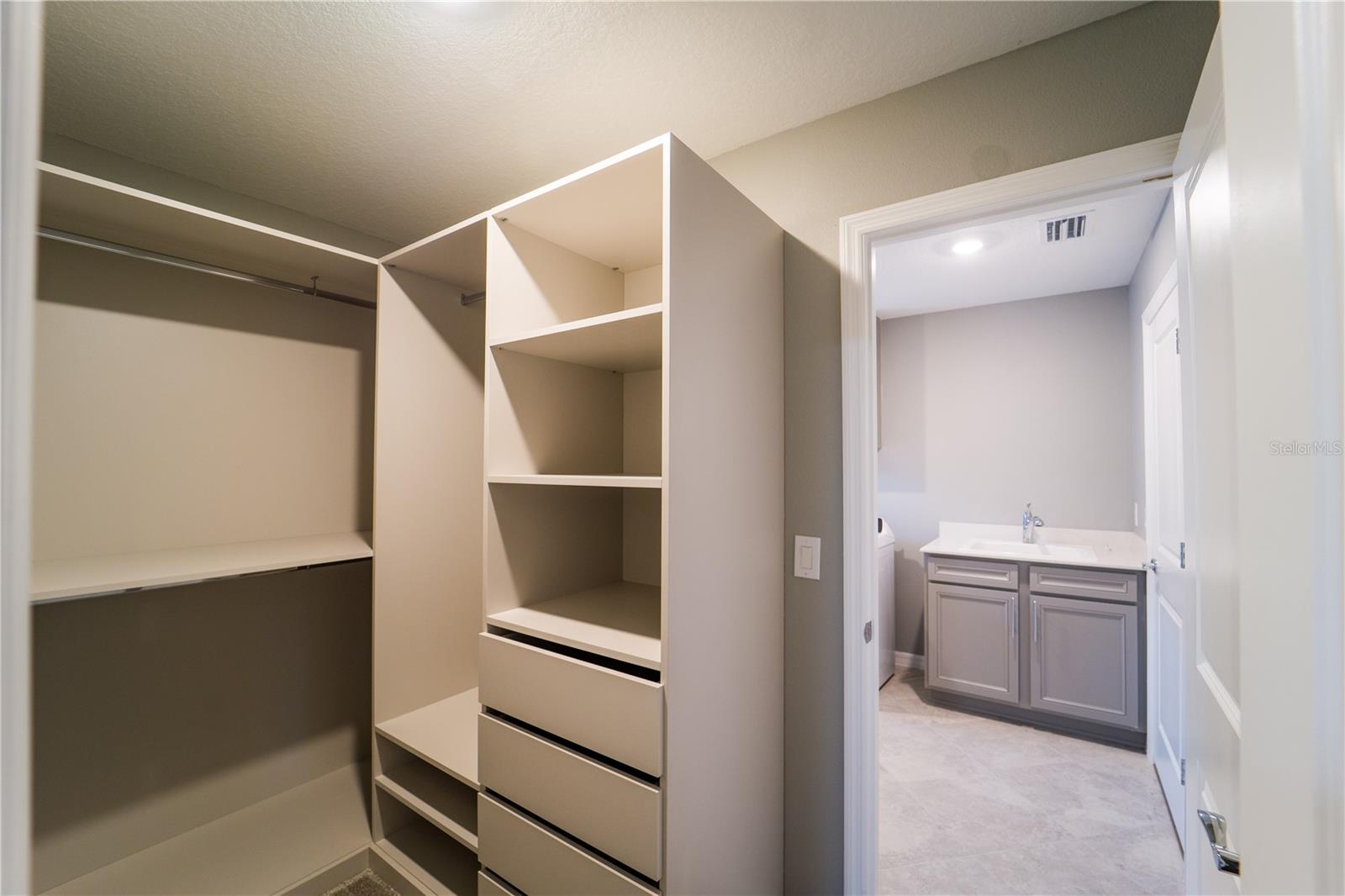 Image 38 of 48 For 8368 Fenton Street