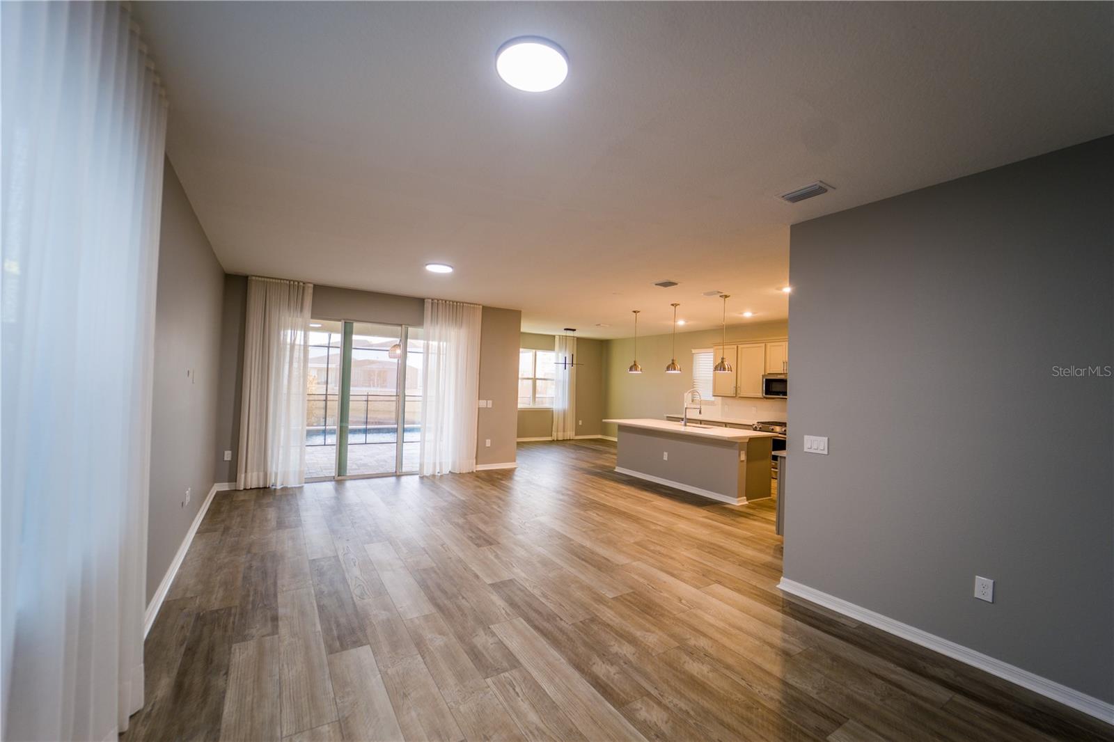 Image 4 of 48 For 8368 Fenton Street