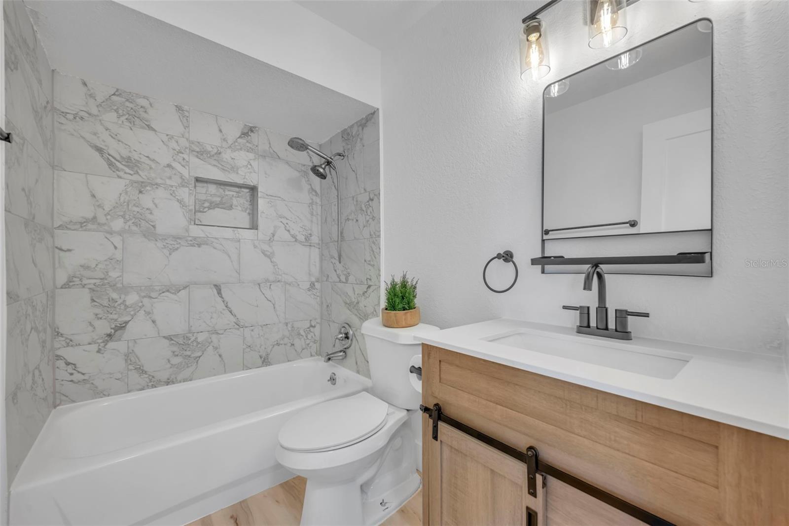 Image 21 of 26 For 2316 Fleet Circle