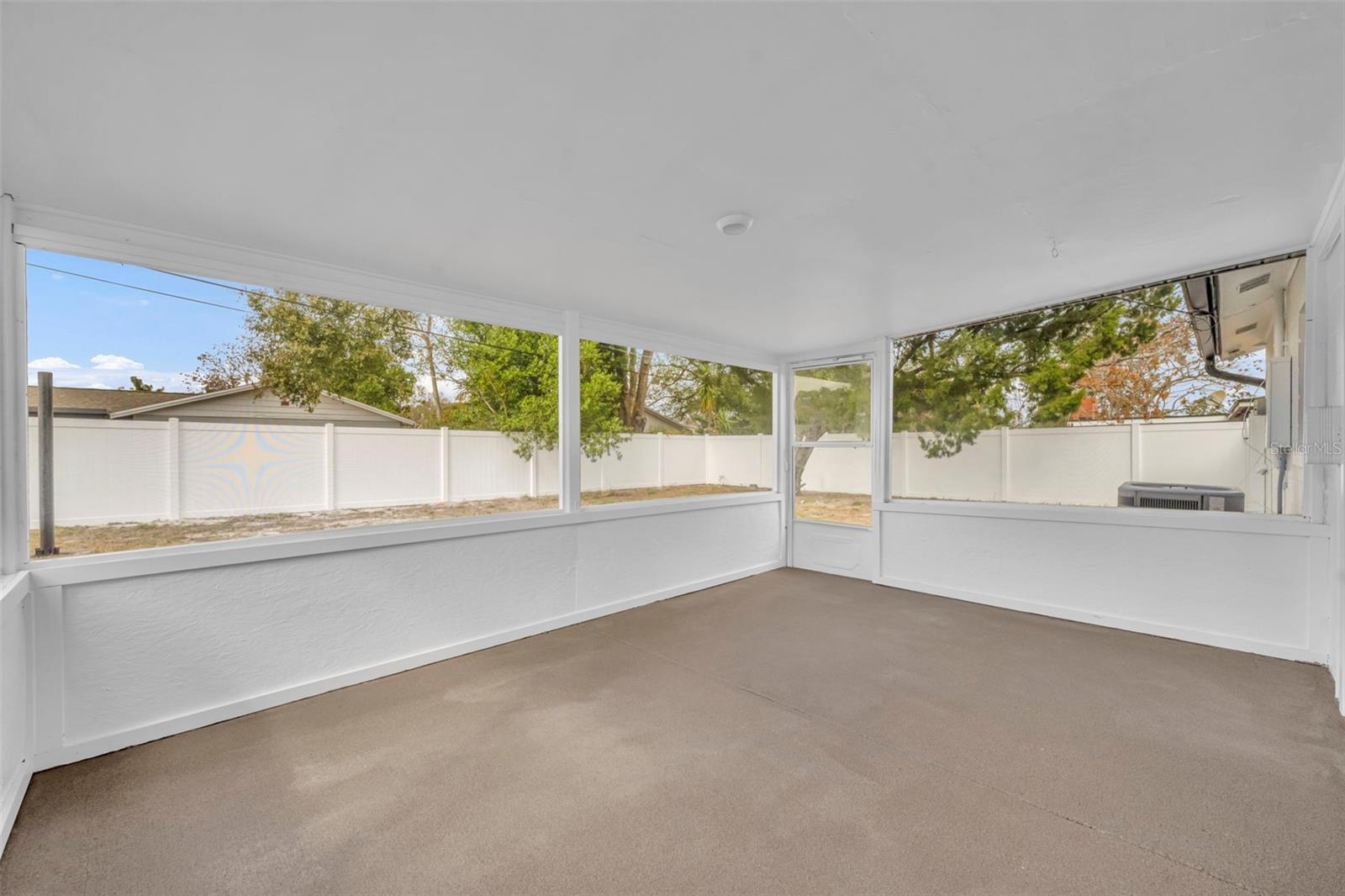 Image 22 of 26 For 2316 Fleet Circle