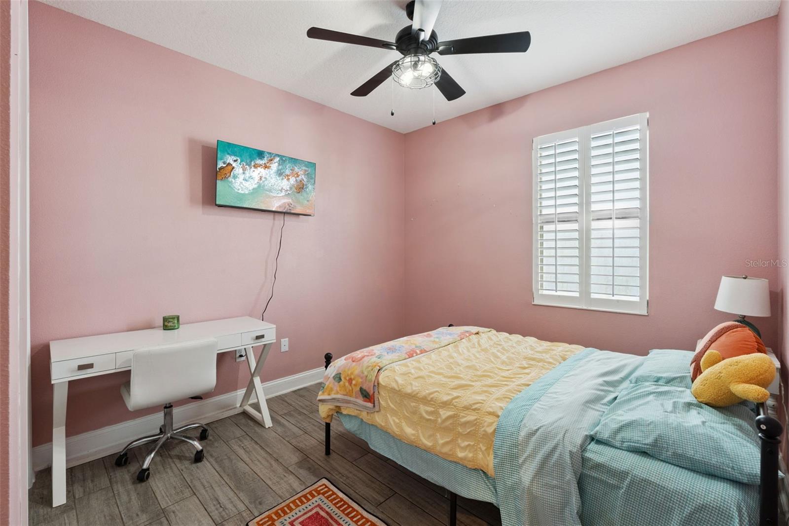 Image 24 of 38 For 163 Blue Flax Point