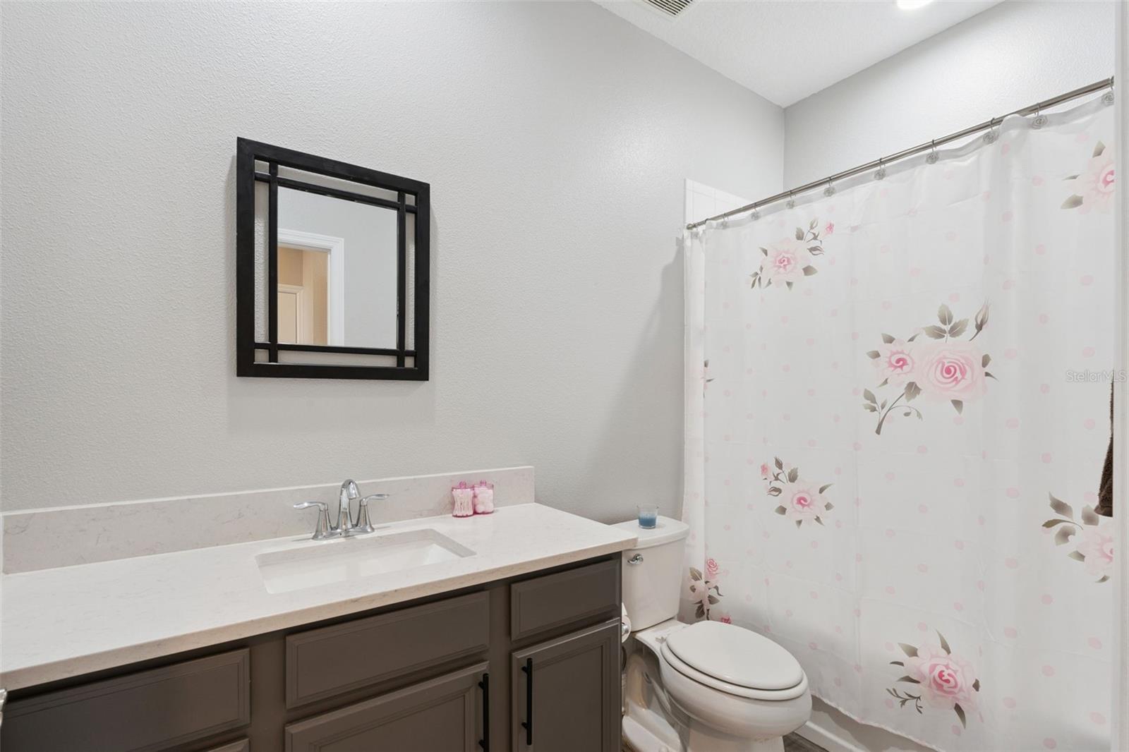 Image 26 of 38 For 163 Blue Flax Point