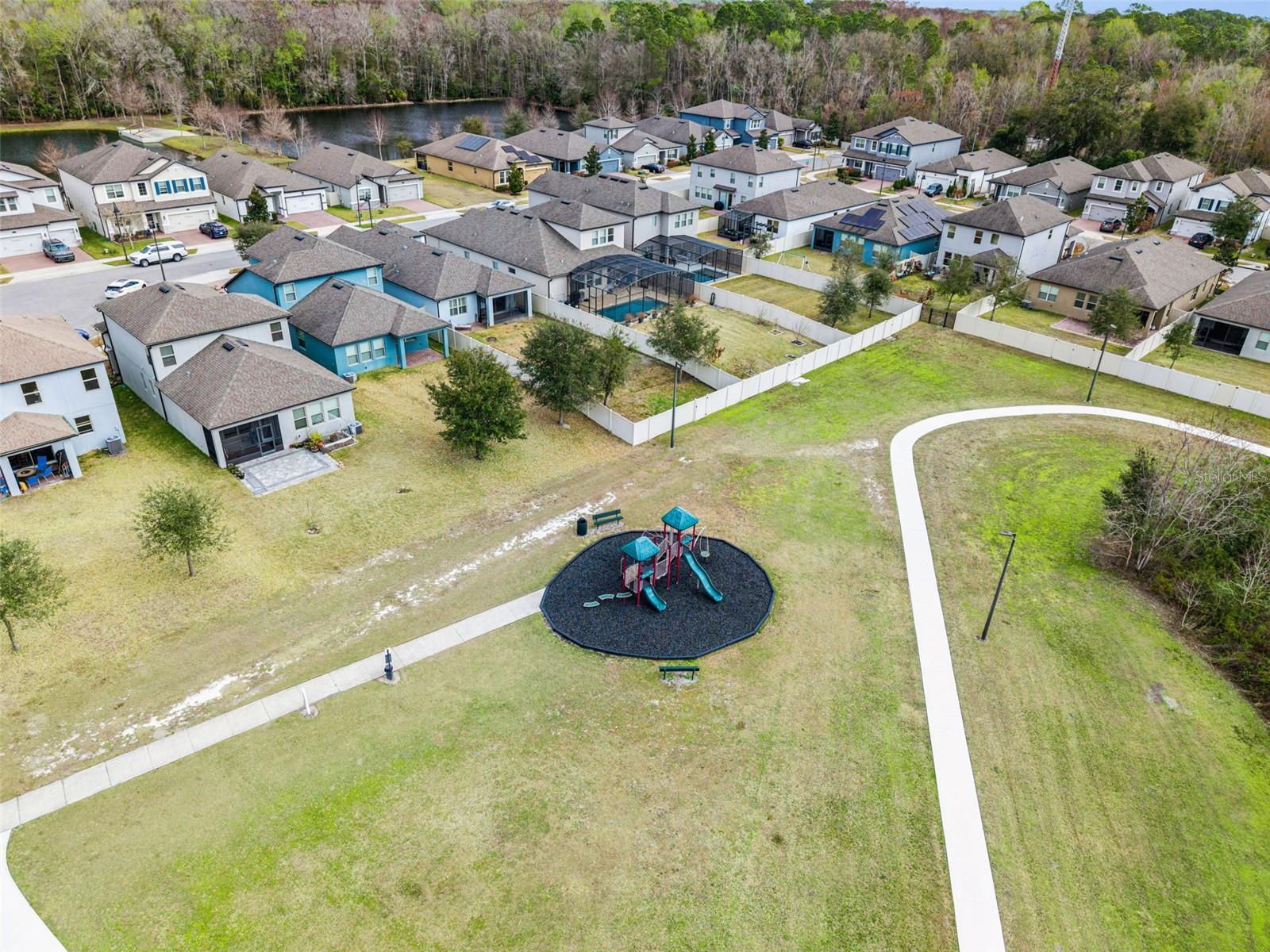 Image 34 of 38 For 163 Blue Flax Point