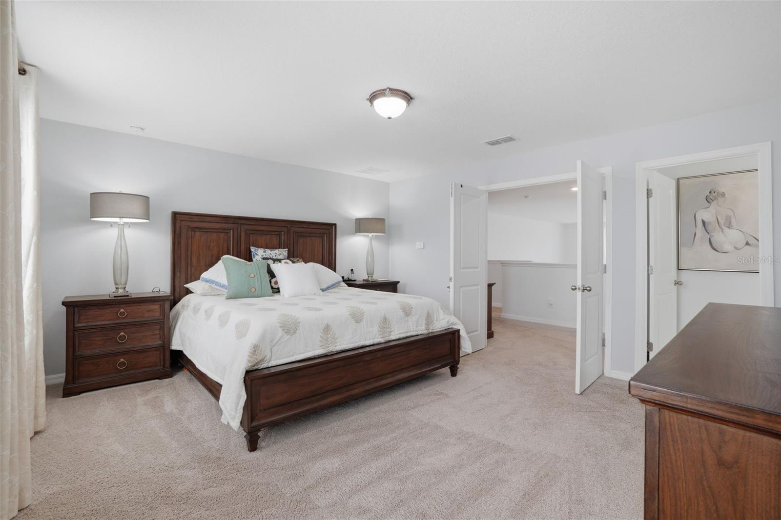 Image 19 of 42 For 720 Split Hoof Drive