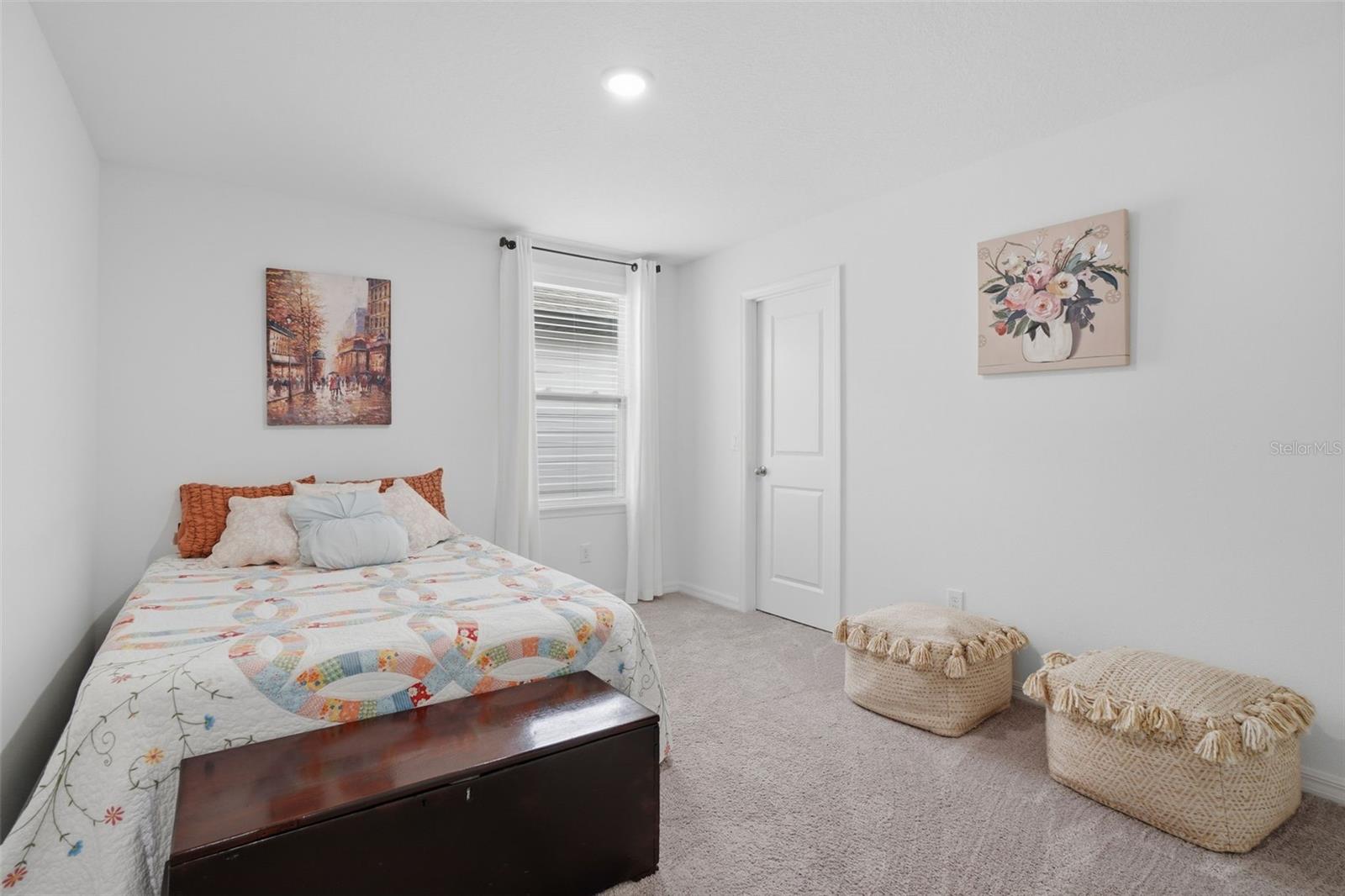 Image 28 of 42 For 720 Split Hoof Drive