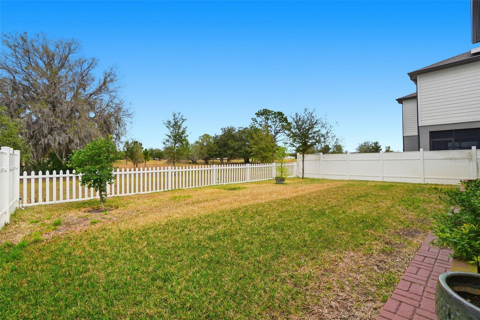 Image 32 of 42 For 720 Split Hoof Drive