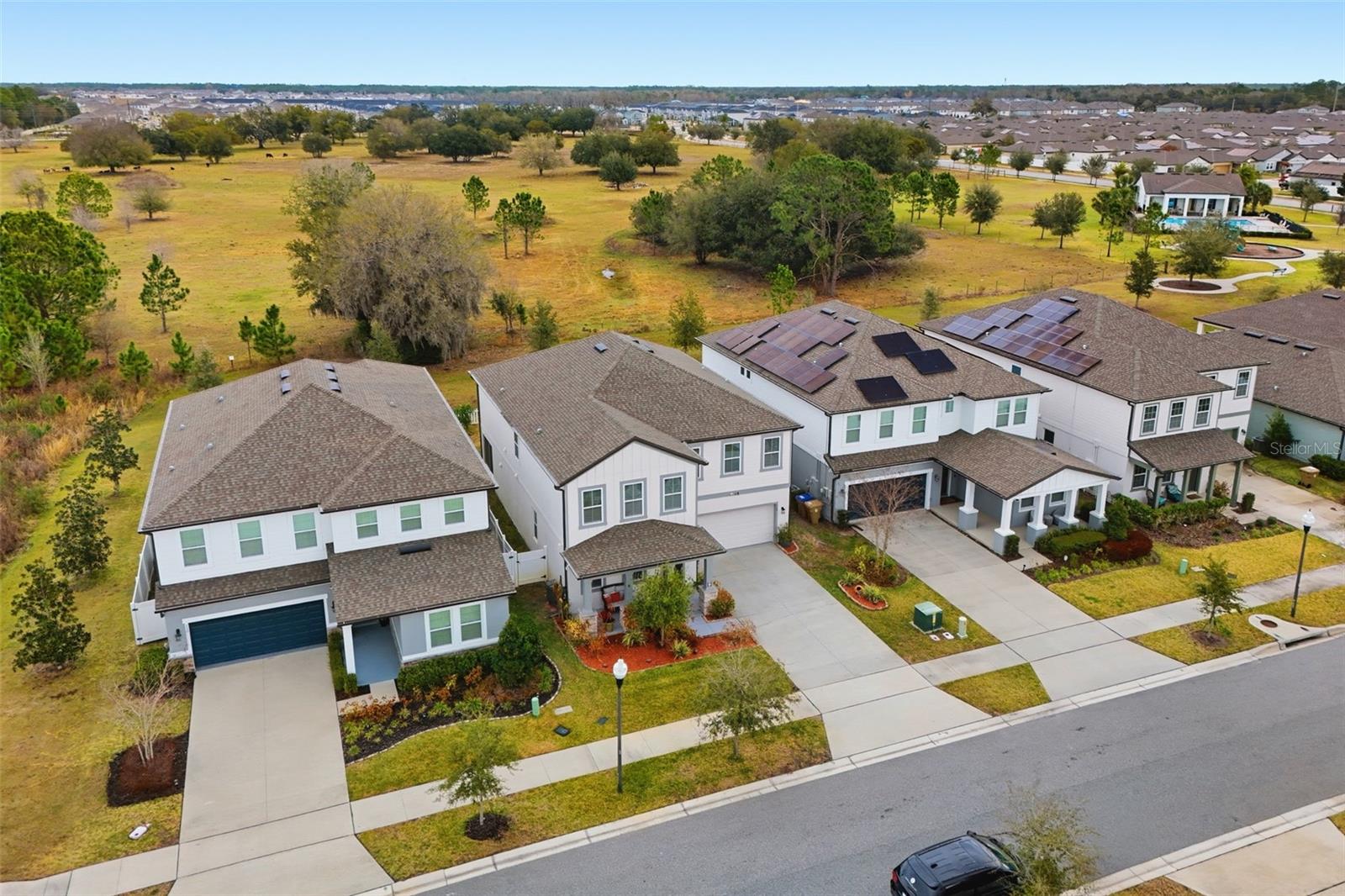 Image 40 of 42 For 720 Split Hoof Drive