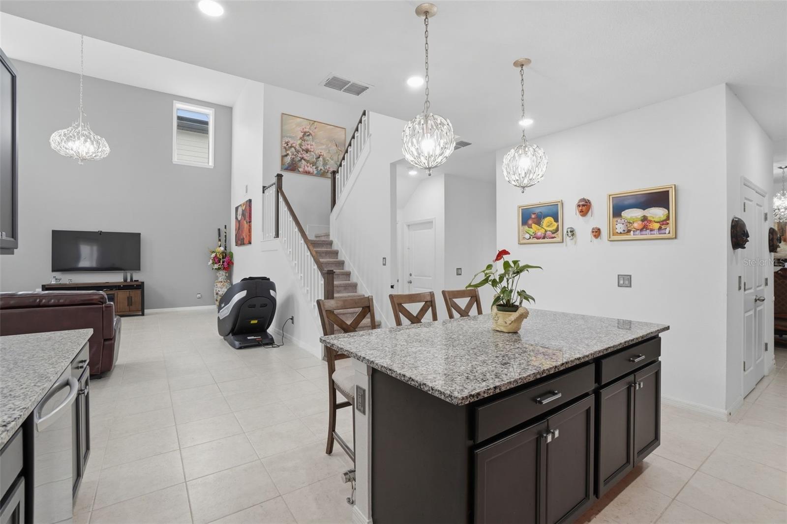 Image 6 of 42 For 720 Split Hoof Drive