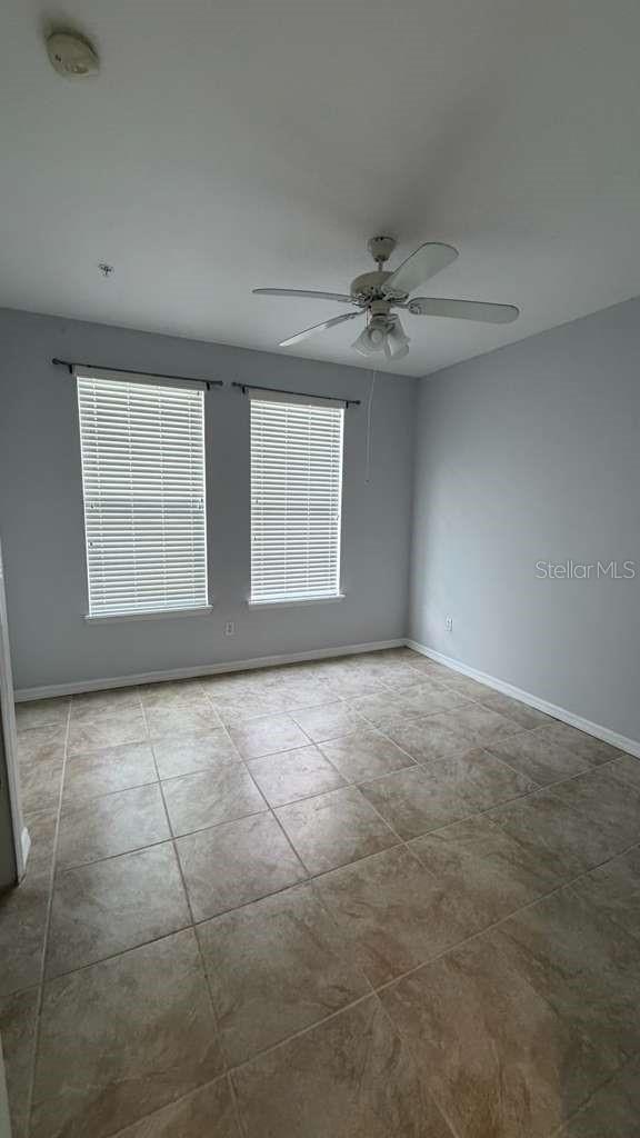 Image 22 of 35 For 11562 Amidship Lane 114