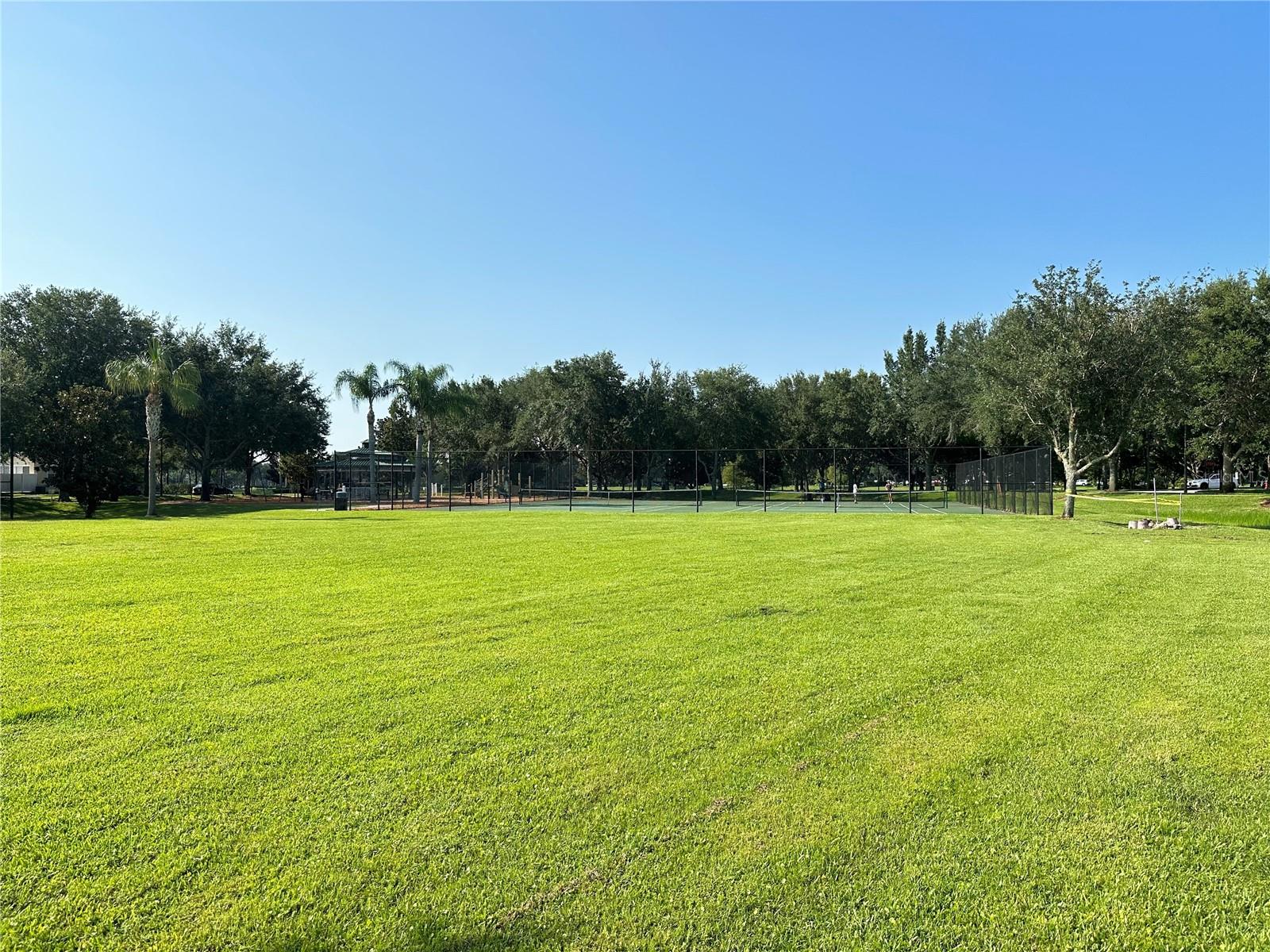 Image 28 of 35 For 11562 Amidship Lane 114