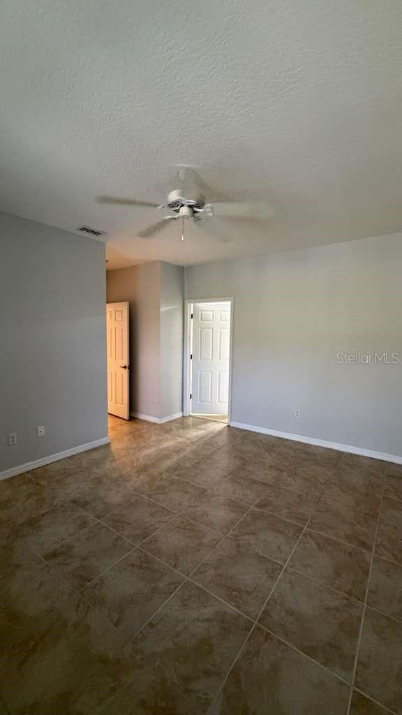 Image 5 of 35 For 11562 Amidship Lane 114