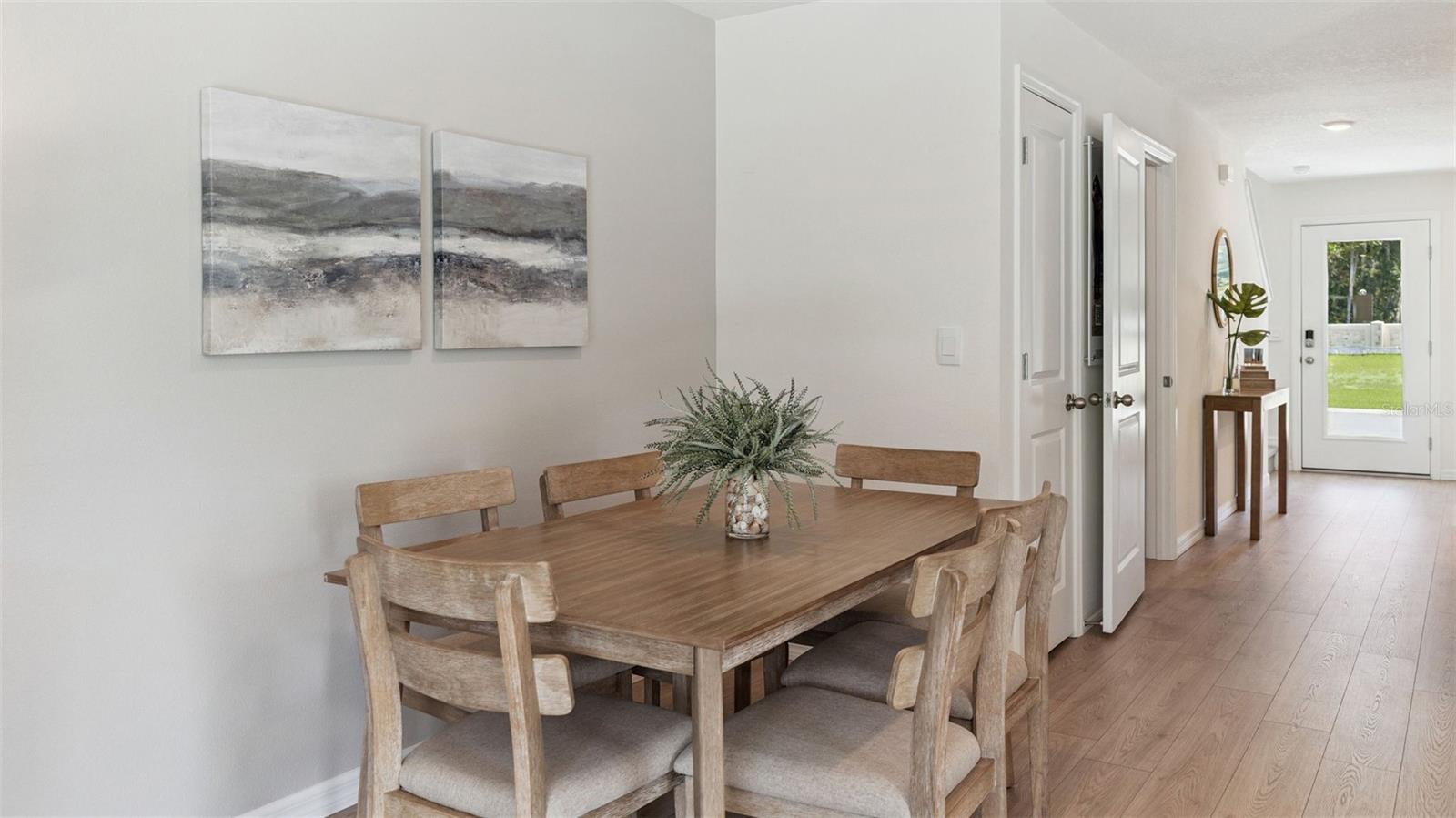 Image 6 of 22 For 1790 Lindens Street