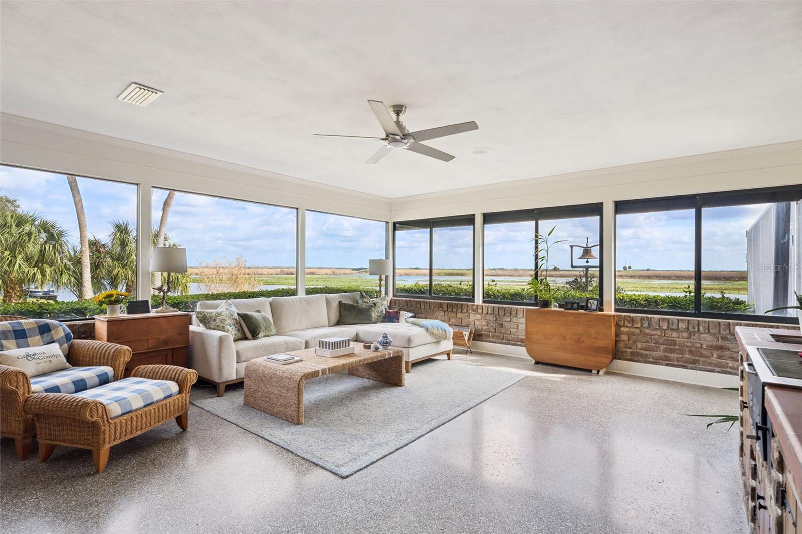 Image 32 of 48 For 941 Powhatan Drive