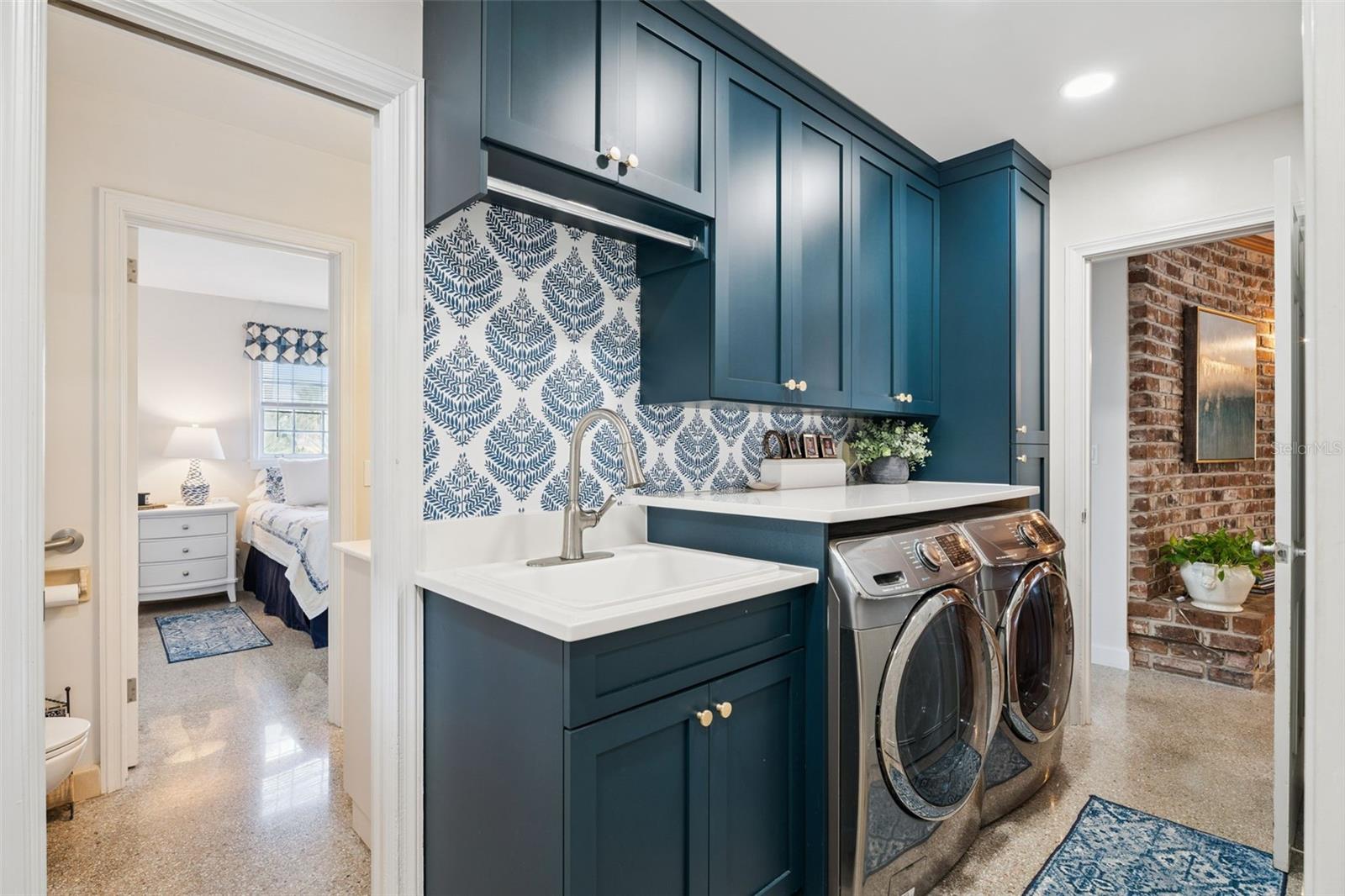 Image 35 of 48 For 941 Powhatan Drive