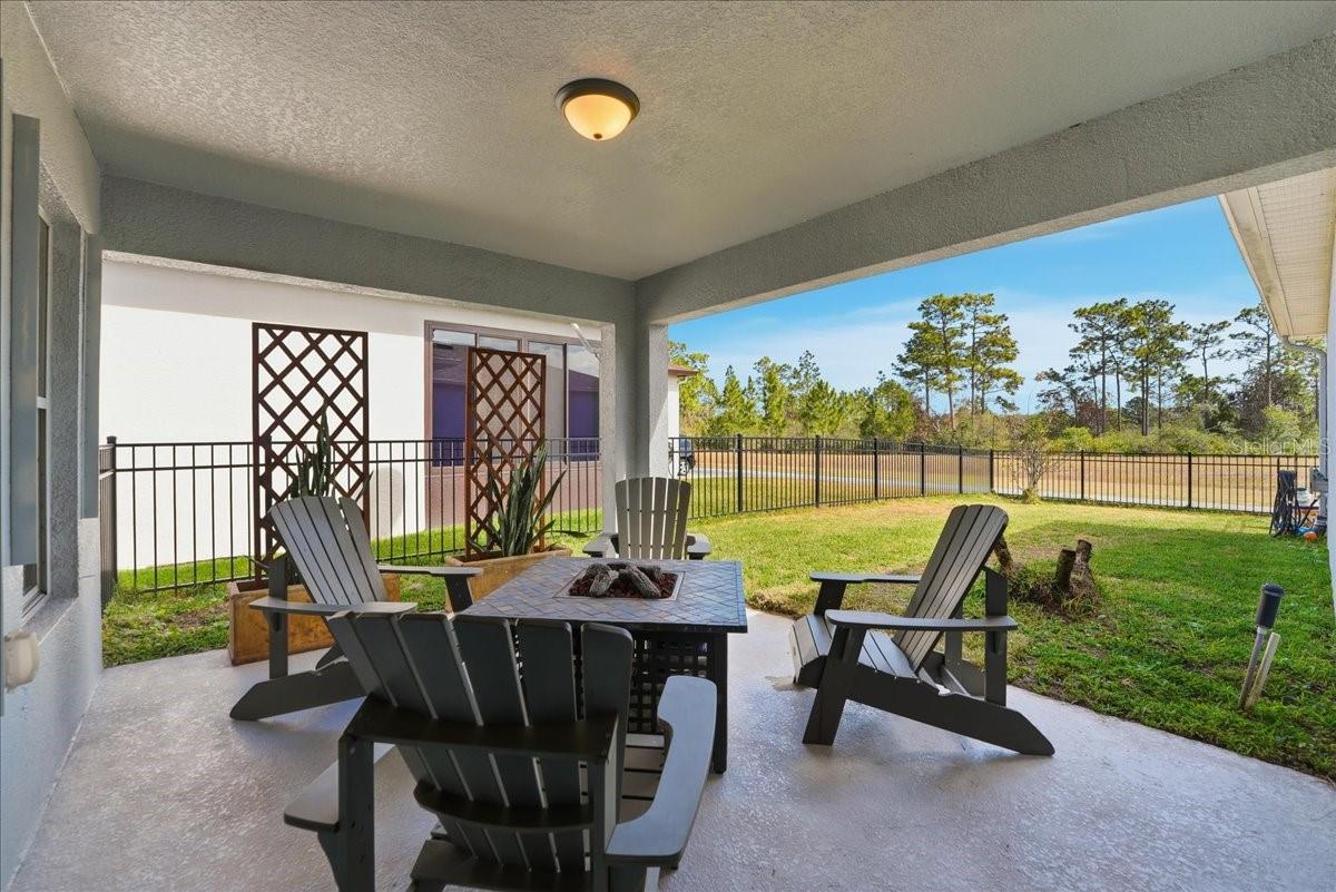 Image 32 of 43 For 13871 Earpod Drive