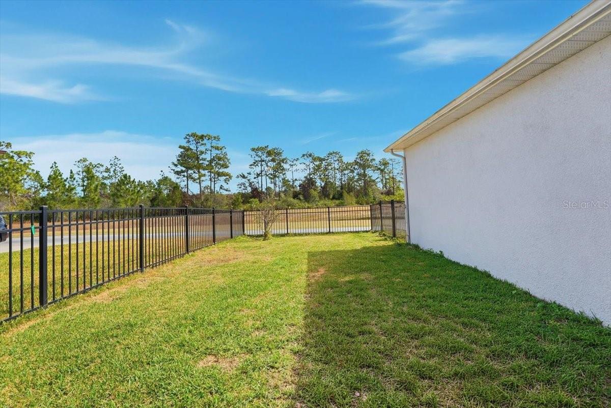 Image 33 of 43 For 13871 Earpod Drive