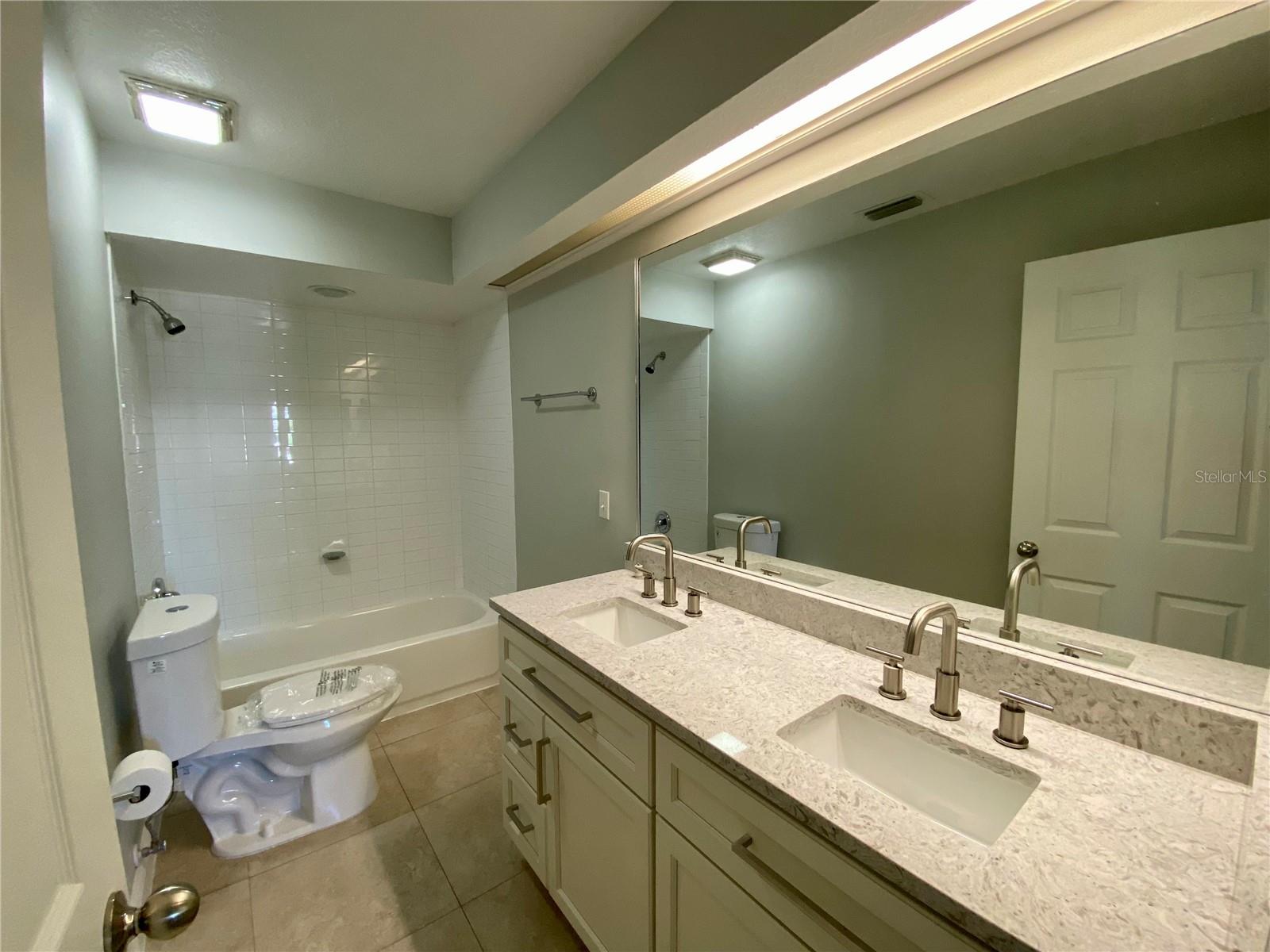 Image 11 of 16 For 1018 Spring Landing Drive