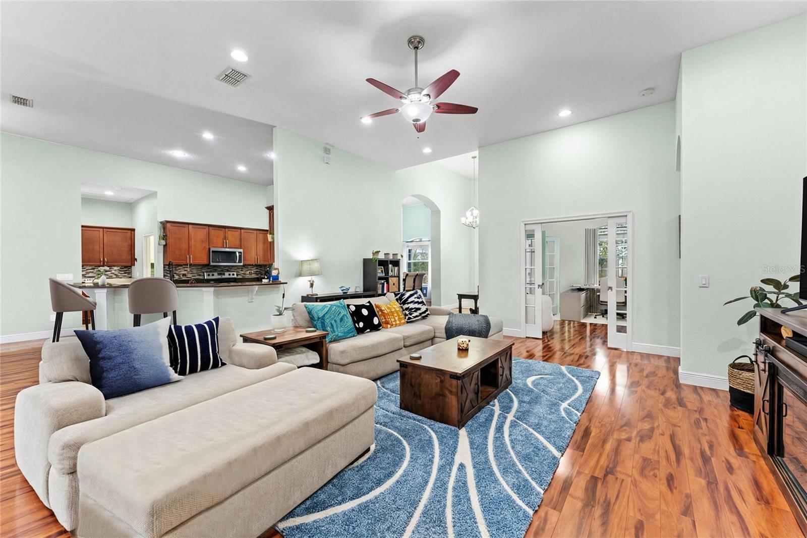 Image 3 of 39 For 5130 Morning Dew Loop