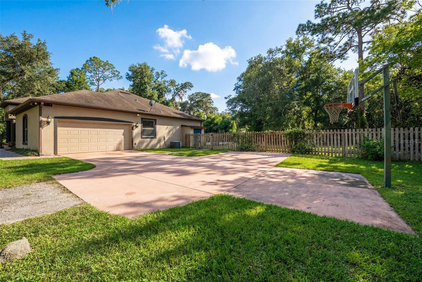 Image 33 of 39 For 5130 Morning Dew Loop